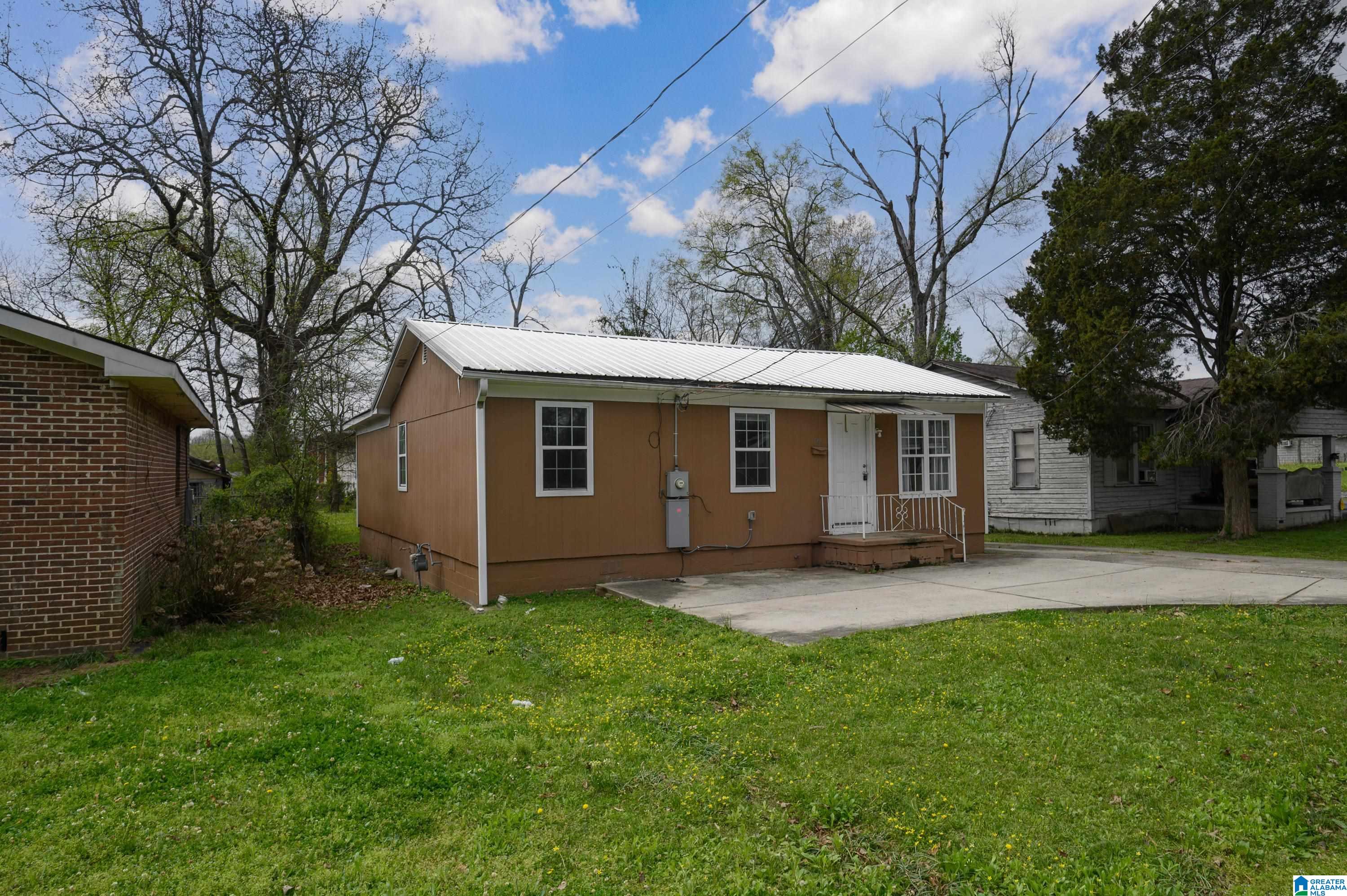 3rd image of 722 9Th Street, Bessemer, AL 35020 | MLS# 21458614