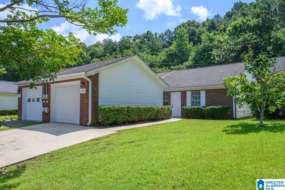 Townhouse for sale at 1637 Park Ter, BIRMINGHAM, AL 35215 | MLS# 21458647