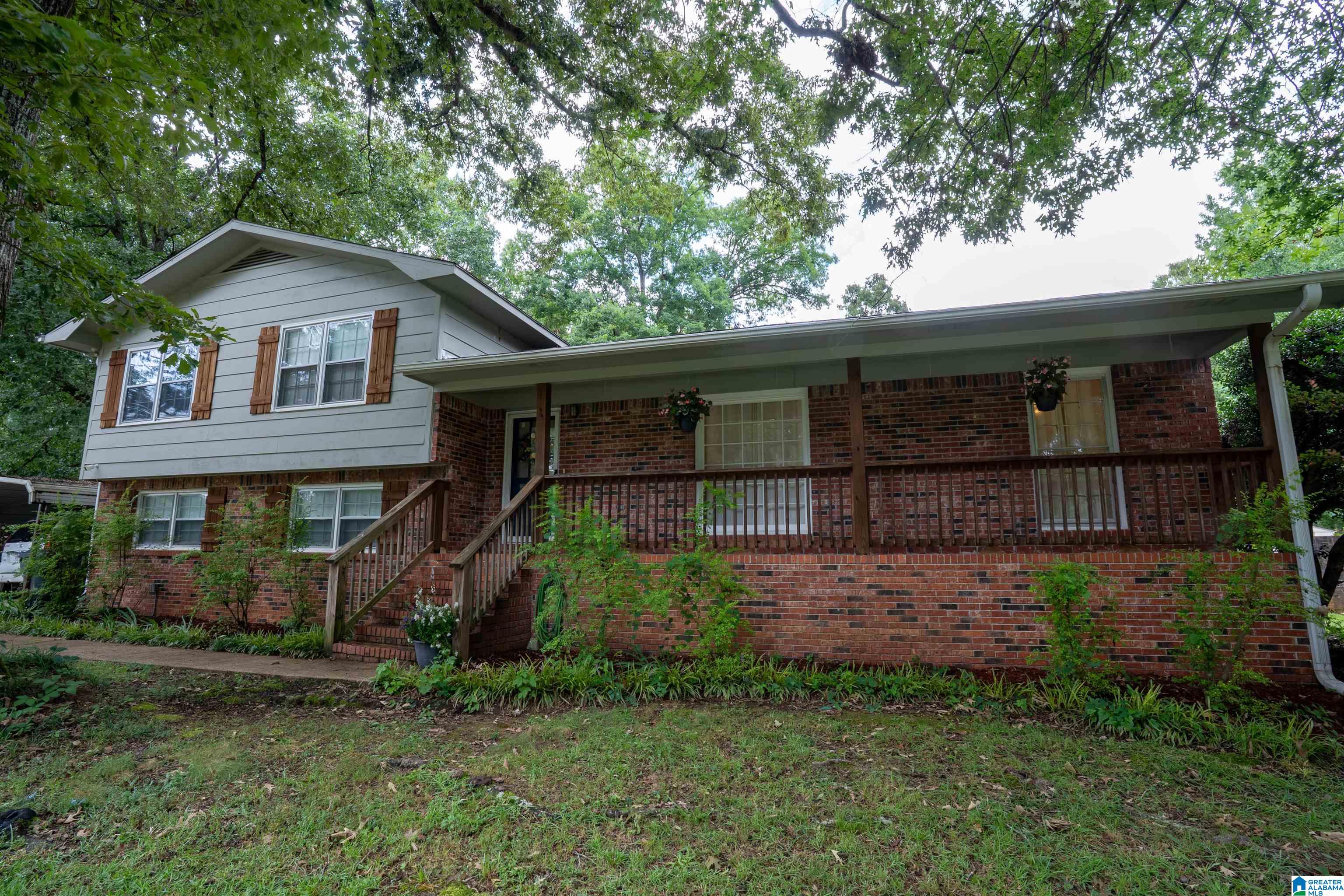 Photo 3 of Single family home for sale at 4105 Lera Dr, Anniston, AL 36207 | MLS# 21458695 | Listing updated on 2026-07-23