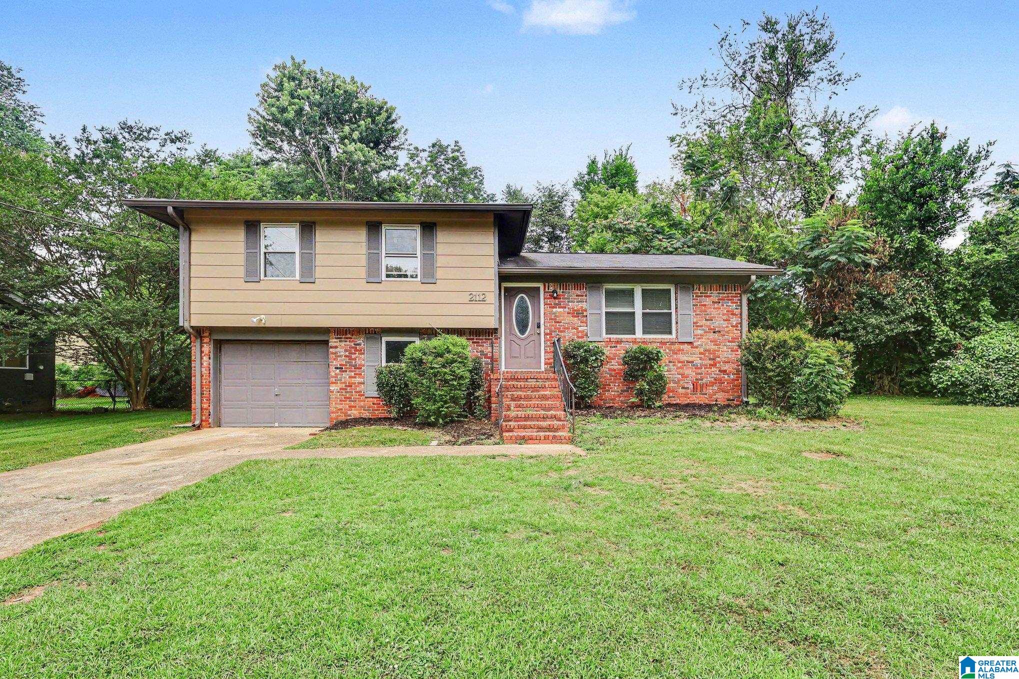 Photo 1 of Single family home for sale at 2112 Merry Dr Ne, Birmingham, AL 35215 | MLS# 21458736 | Listing updated on 2026-08-27