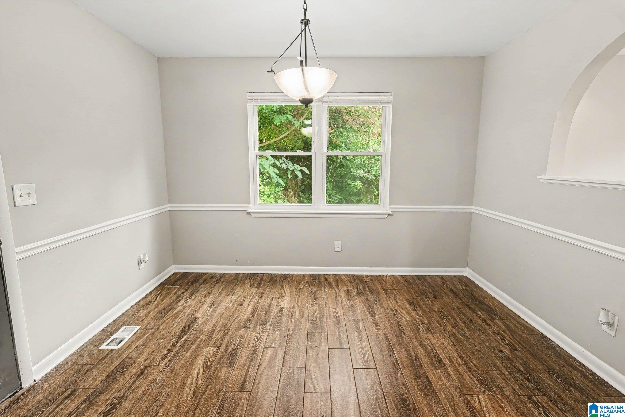 Photo 3 of Single family home for sale at 2112 Merry Dr Ne, Birmingham, AL 35215 | MLS# 21458736 | Listing updated on 2026-08-27
