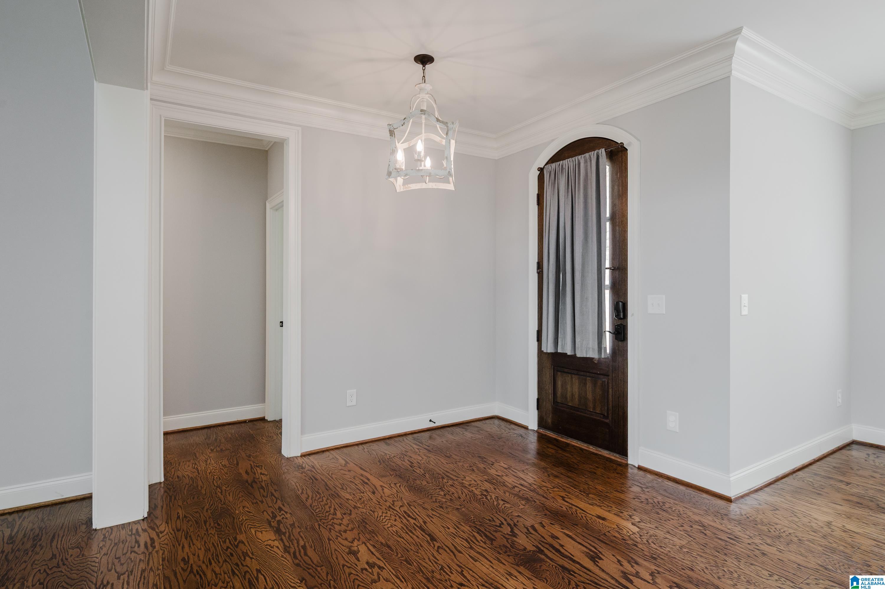4th image of 1001 Columbia Circle, Birmingham, AL 35242 | MLS# 21458749