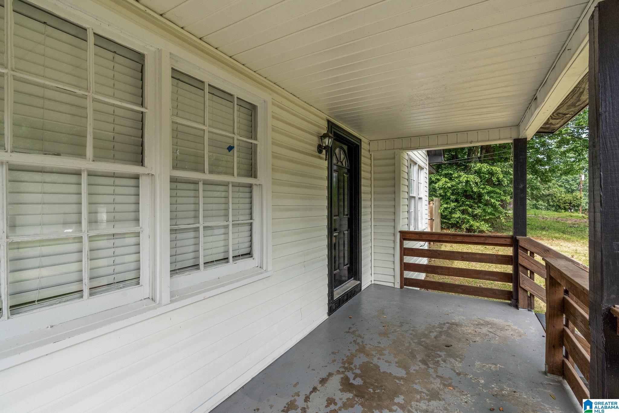 Photo 4 of Single family home for sale at 109 19th Avenue NW, Center Point, AL 35215 | MLS# 21458828 | Listing updated on 2026-07-25