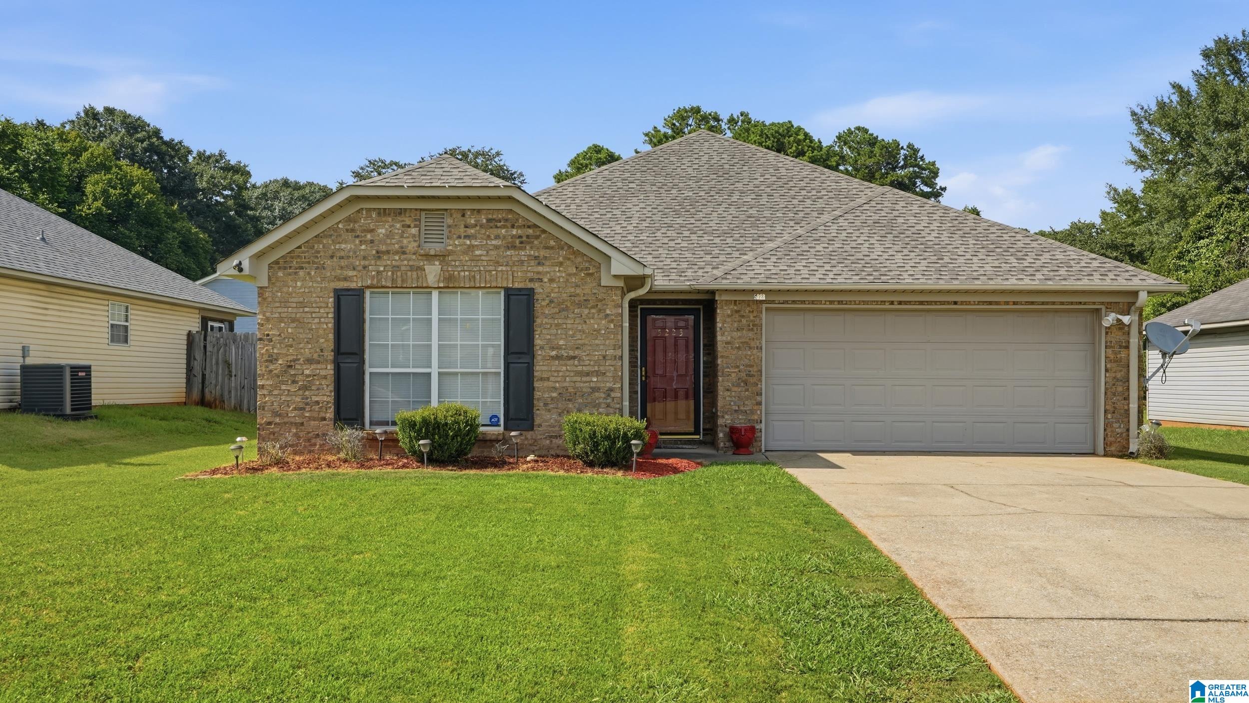 Photo 3 of Sale Pending at 5223 Gayle Ln, Bessemer, AL 35023 | MLS# 21458839 | Listing updated on 2026-09-11