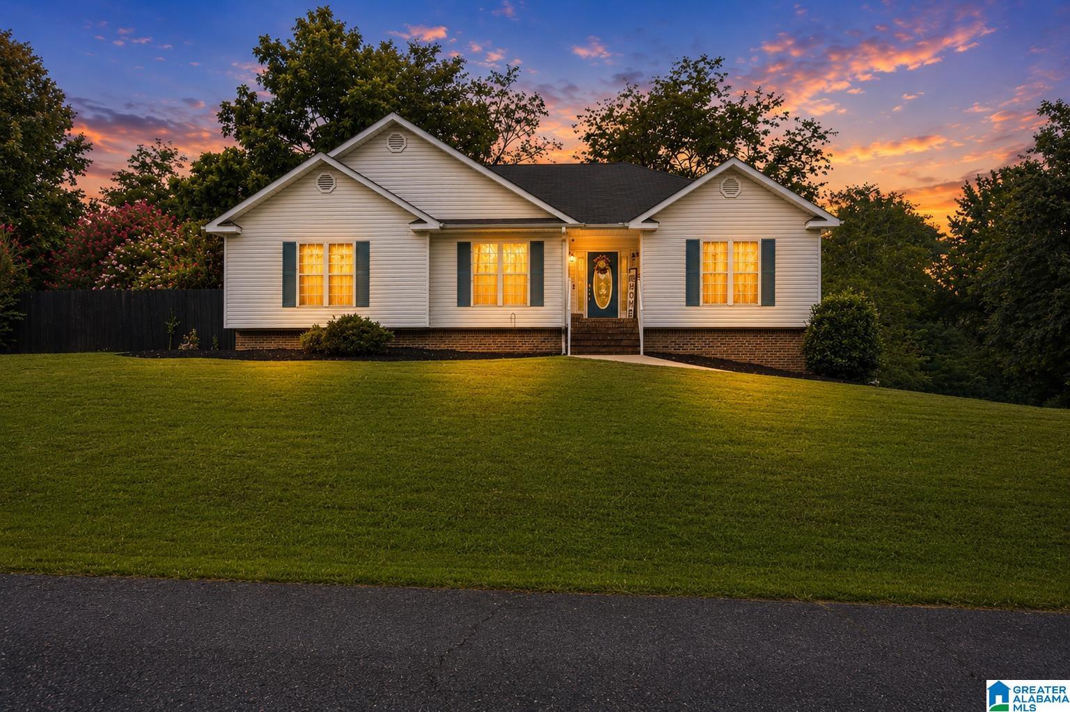 2nd image of 21015 Tammie Dr, Lake View, AL 35111 | MLS# 21458868