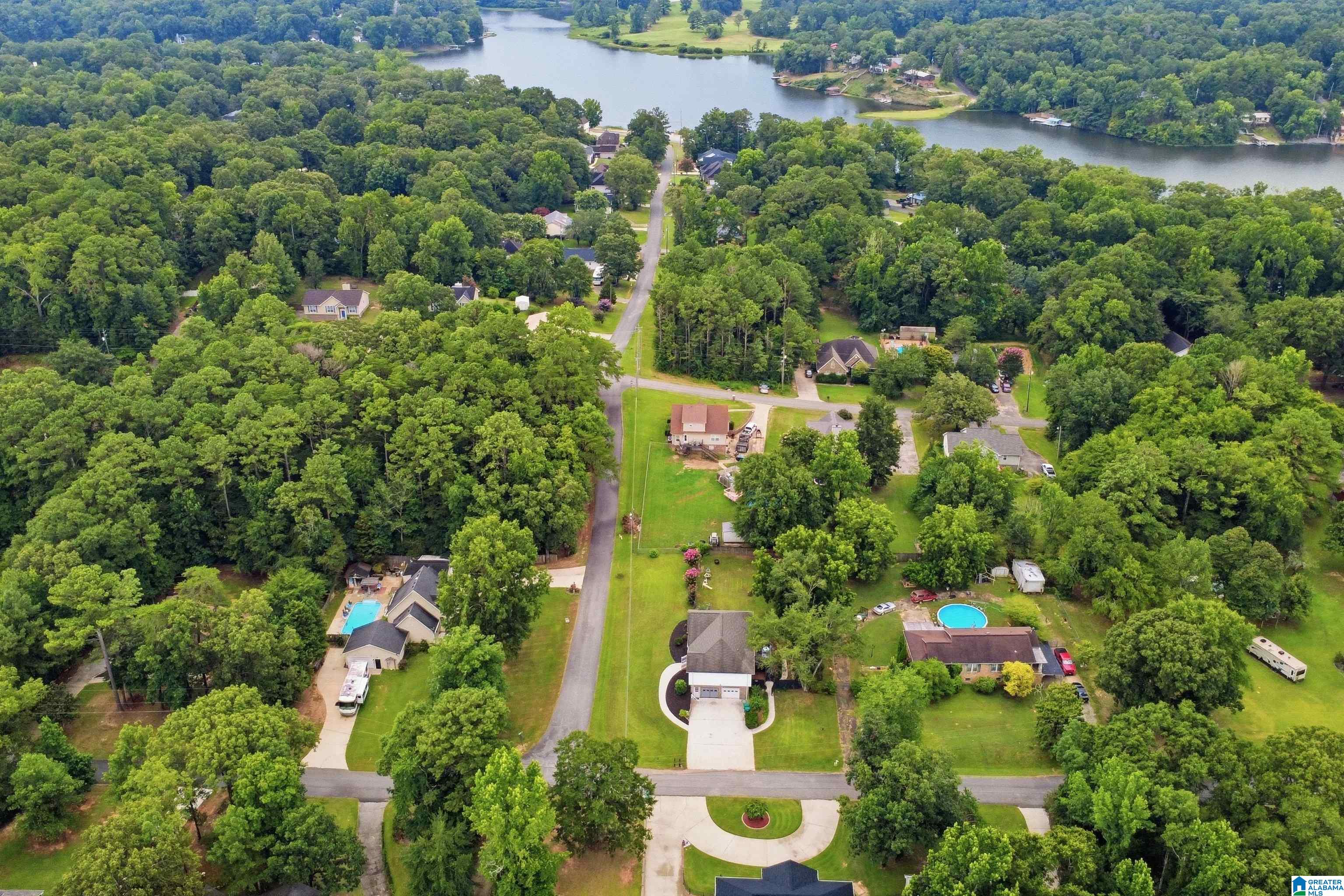 47th image of 21015 Tammie Dr, Lake View, AL 35111 | MLS# 21458868