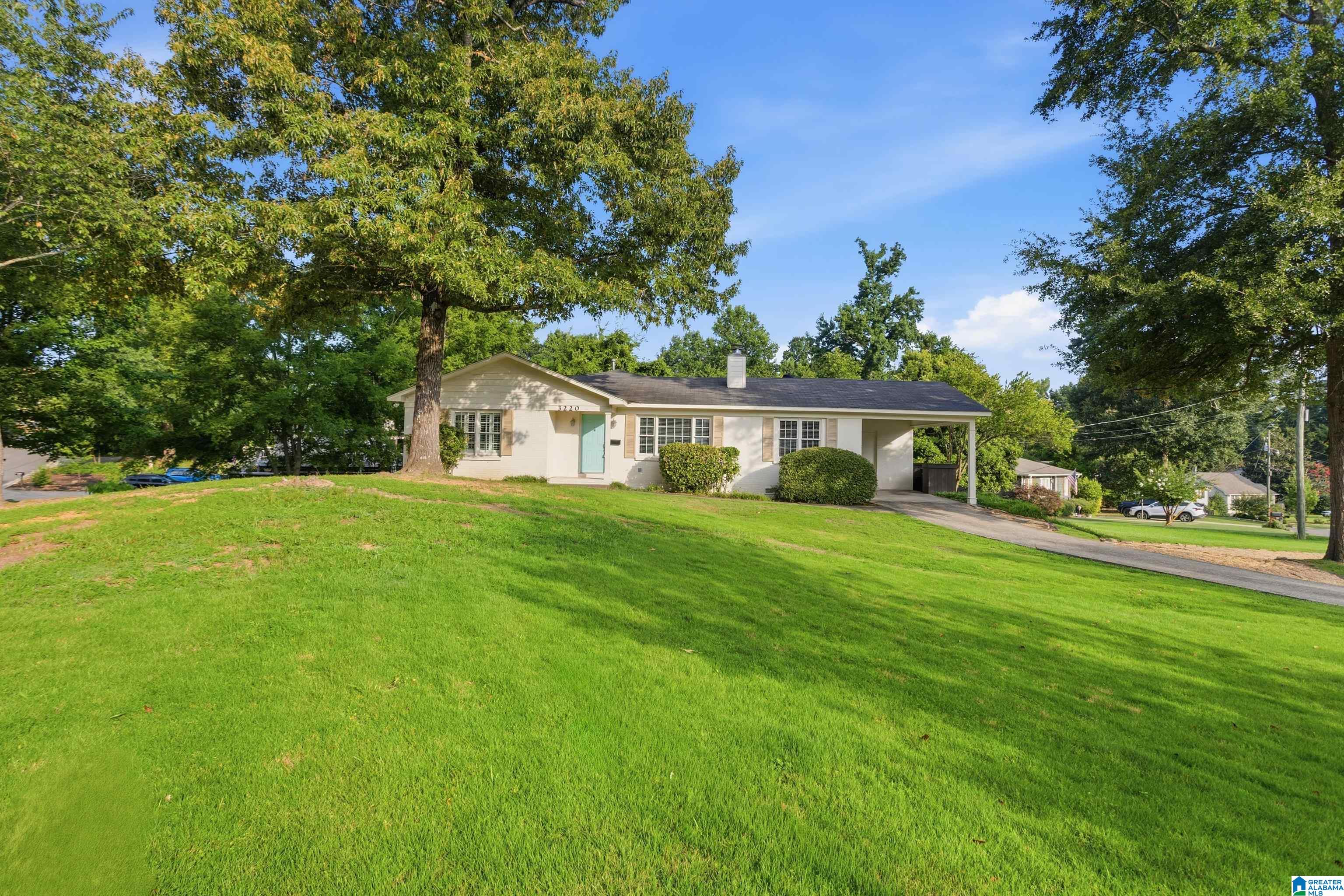 2nd image of 3220 Valley Park Dr, Vestavia, AL 35243 | MLS# 21458871