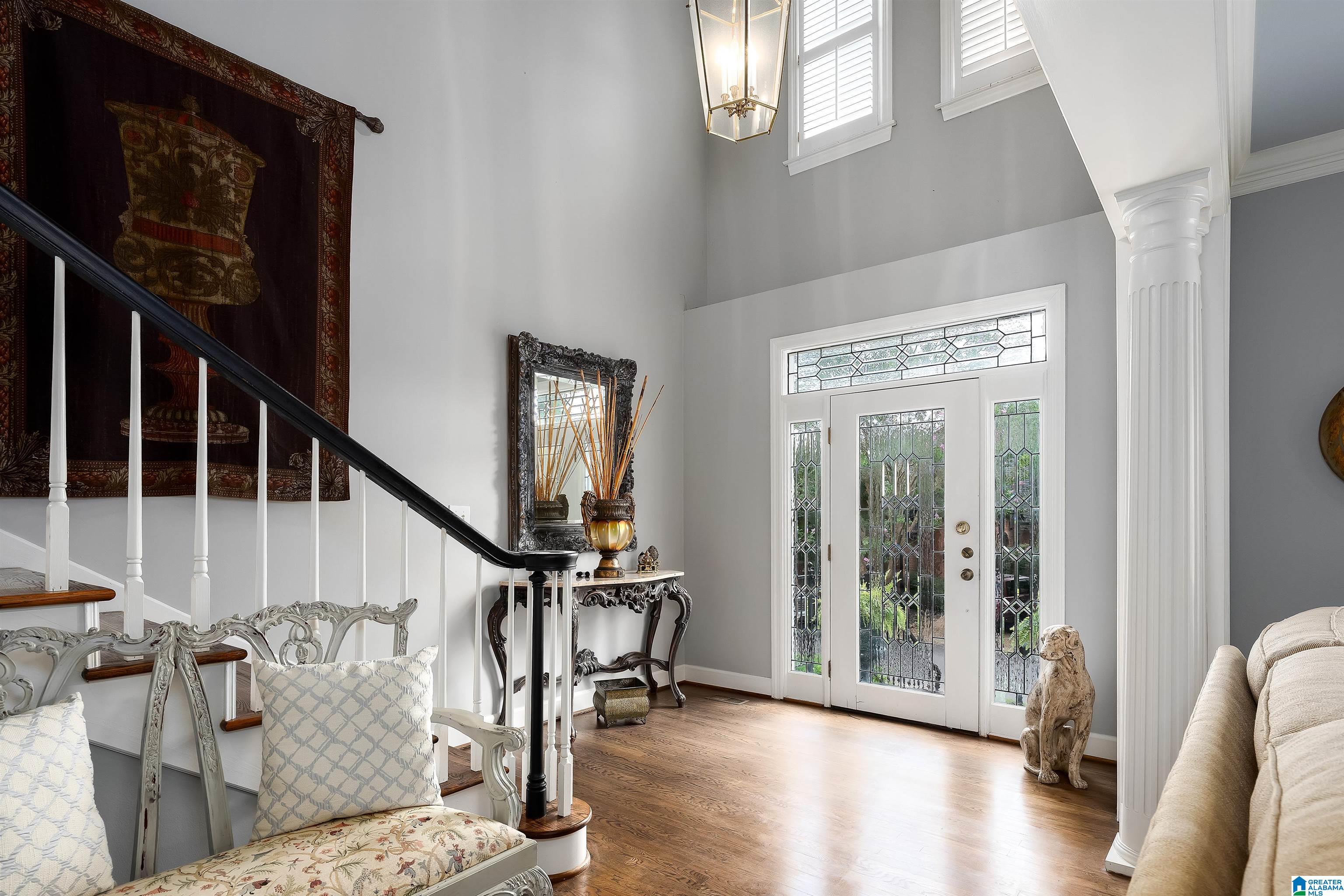 Photo 2 of Single family home for sale at 1291 Daventry Ct, Vestavia, AL 35243 | MLS# 21458875 | Listing updated on 2026-08-18