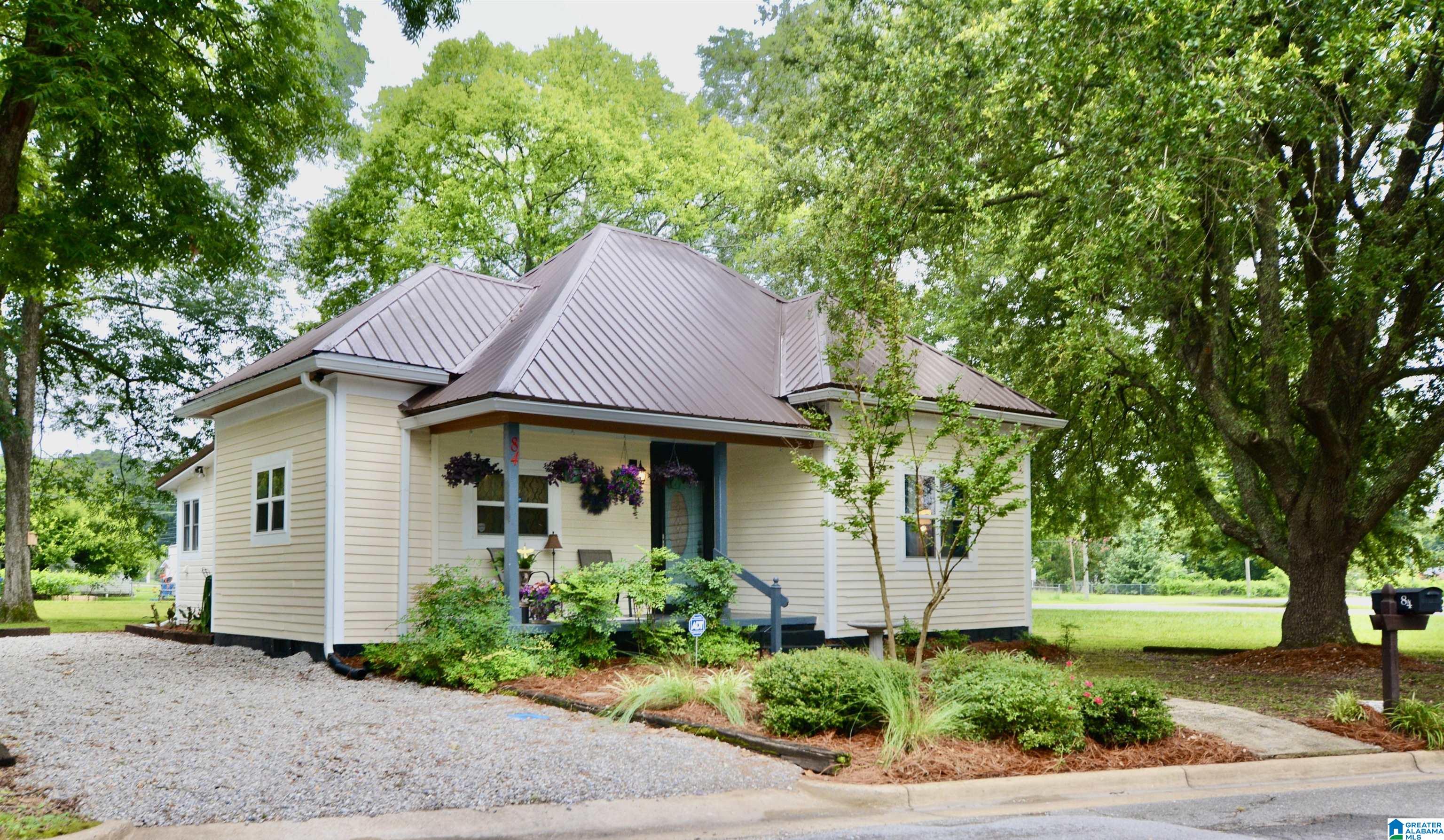 2nd image of 84 C Street Sw, Jacksonville, AL 36265 | MLS# 21458884