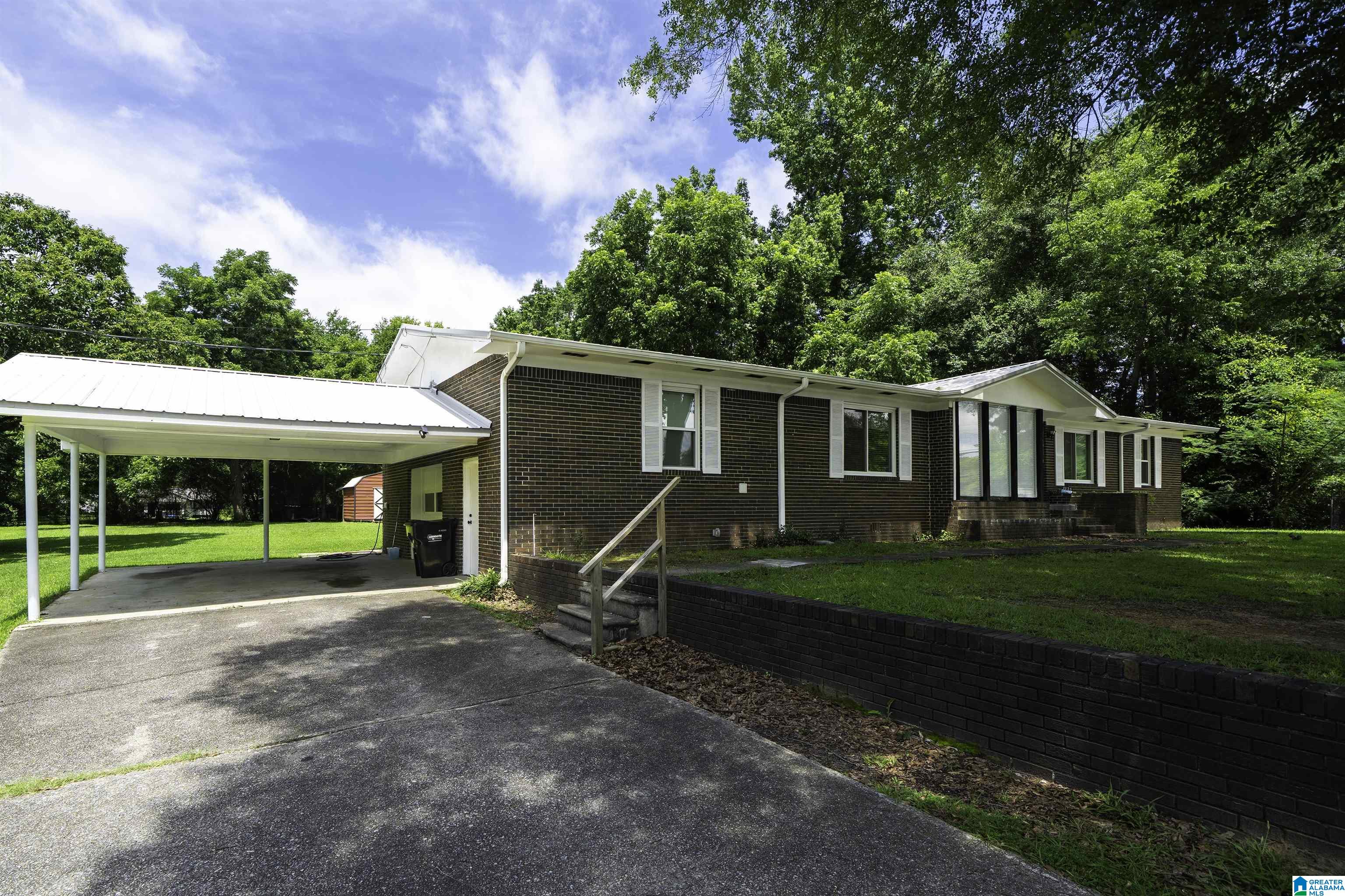 3rd image of 1125 Jackson Dr, Bessemer, AL 35023 | MLS# 21458906