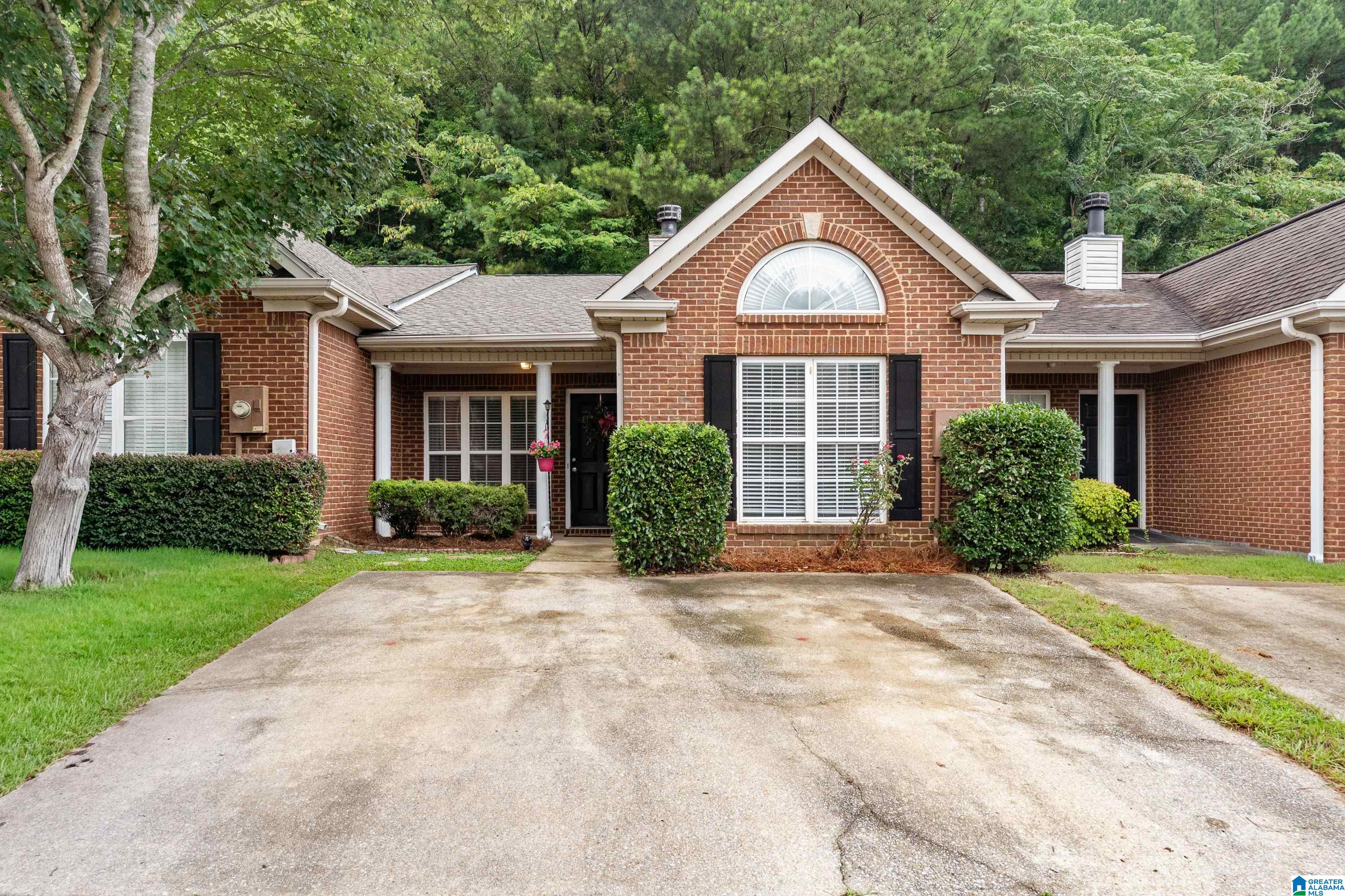 2nd image of 178 Hayesbury Court, Pelham, AL 35124 | MLS# 21458915