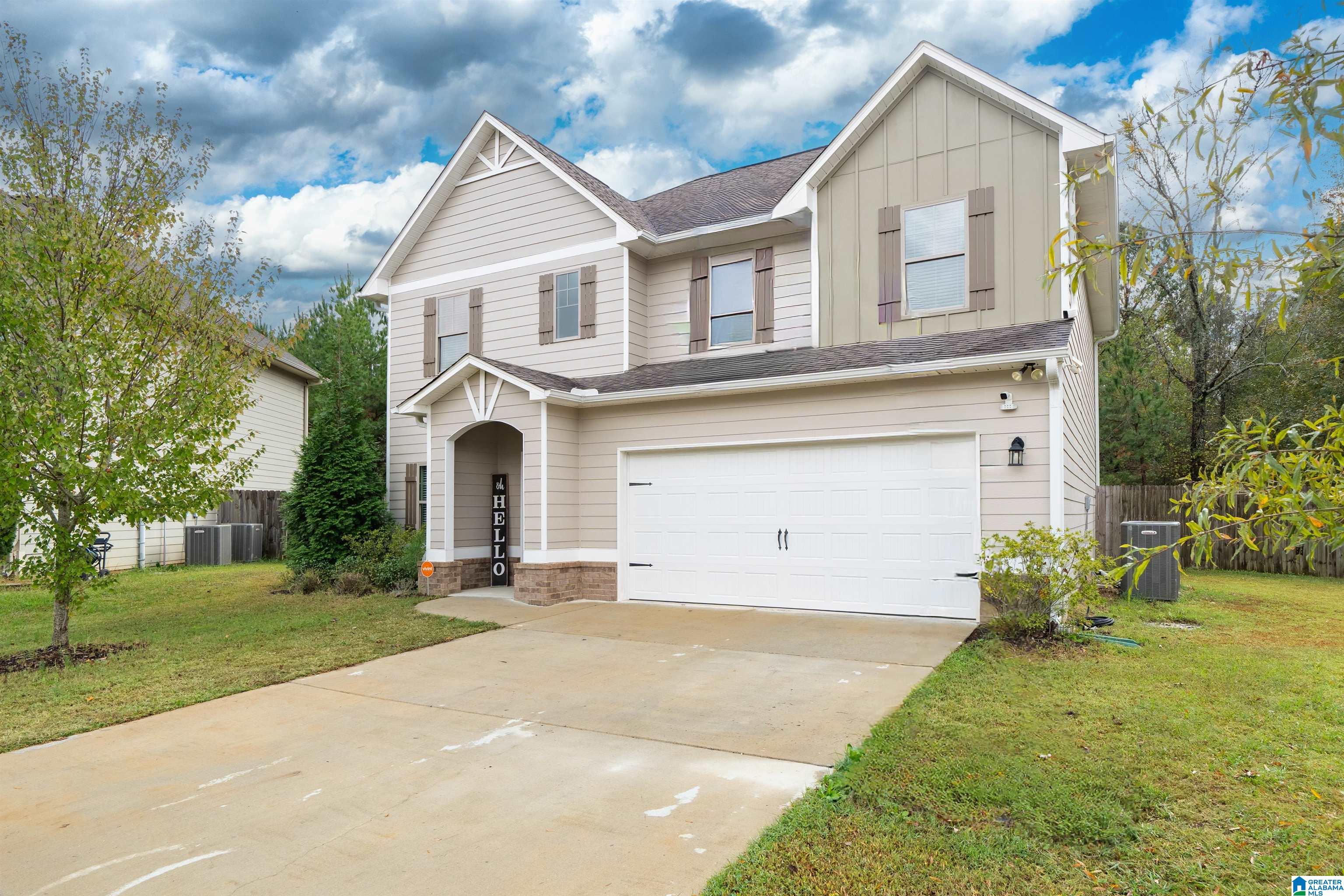 Photo 3 of Sale Pending at 5150 Meadowcreek Ct, Bessemer, AL 35022 | MLS# 21458940 | Listing updated on 2026-08-03
