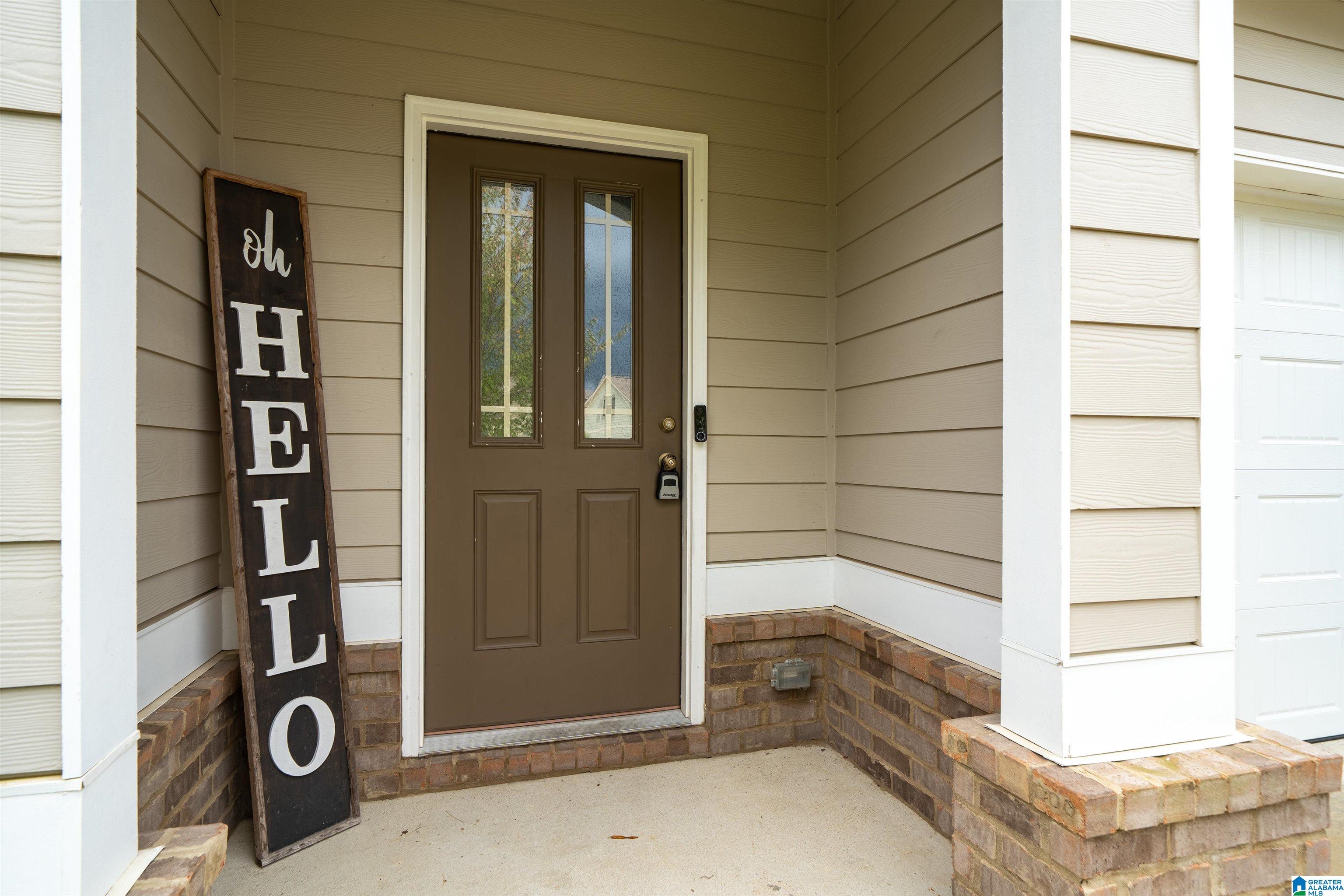 Photo 3 of Sale Pending at 5150 Meadowcreek Ct, Bessemer, AL 35022 | MLS# 21458940 | Listing updated on 2026-08-03
