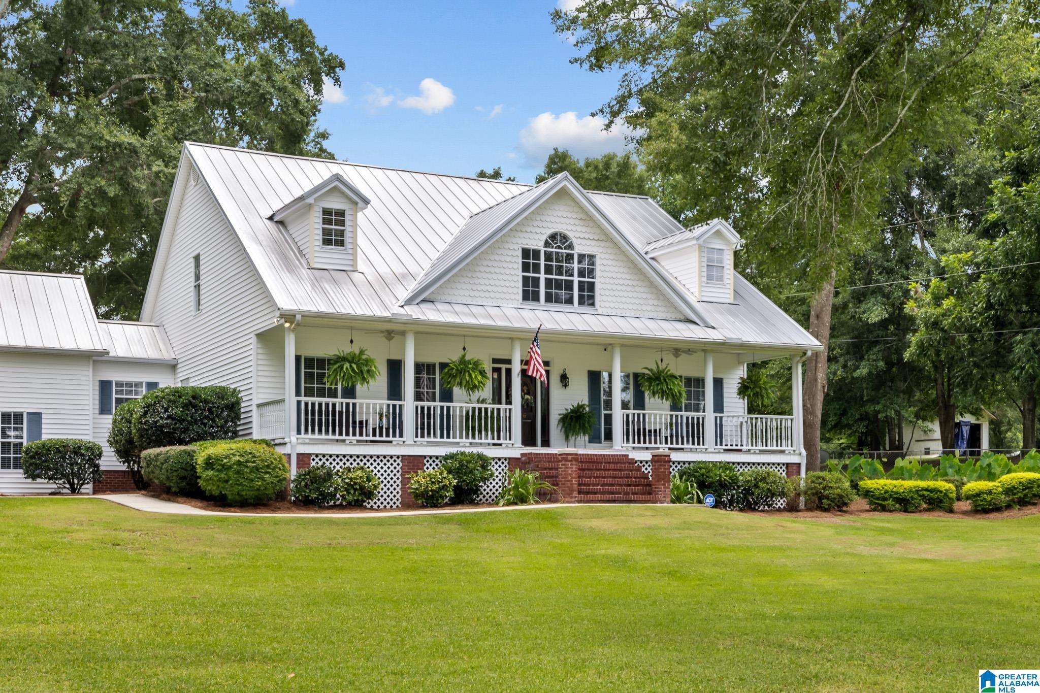 3rd image of 126 E Church Street, Thorsby, AL 35171 | MLS# 21458942