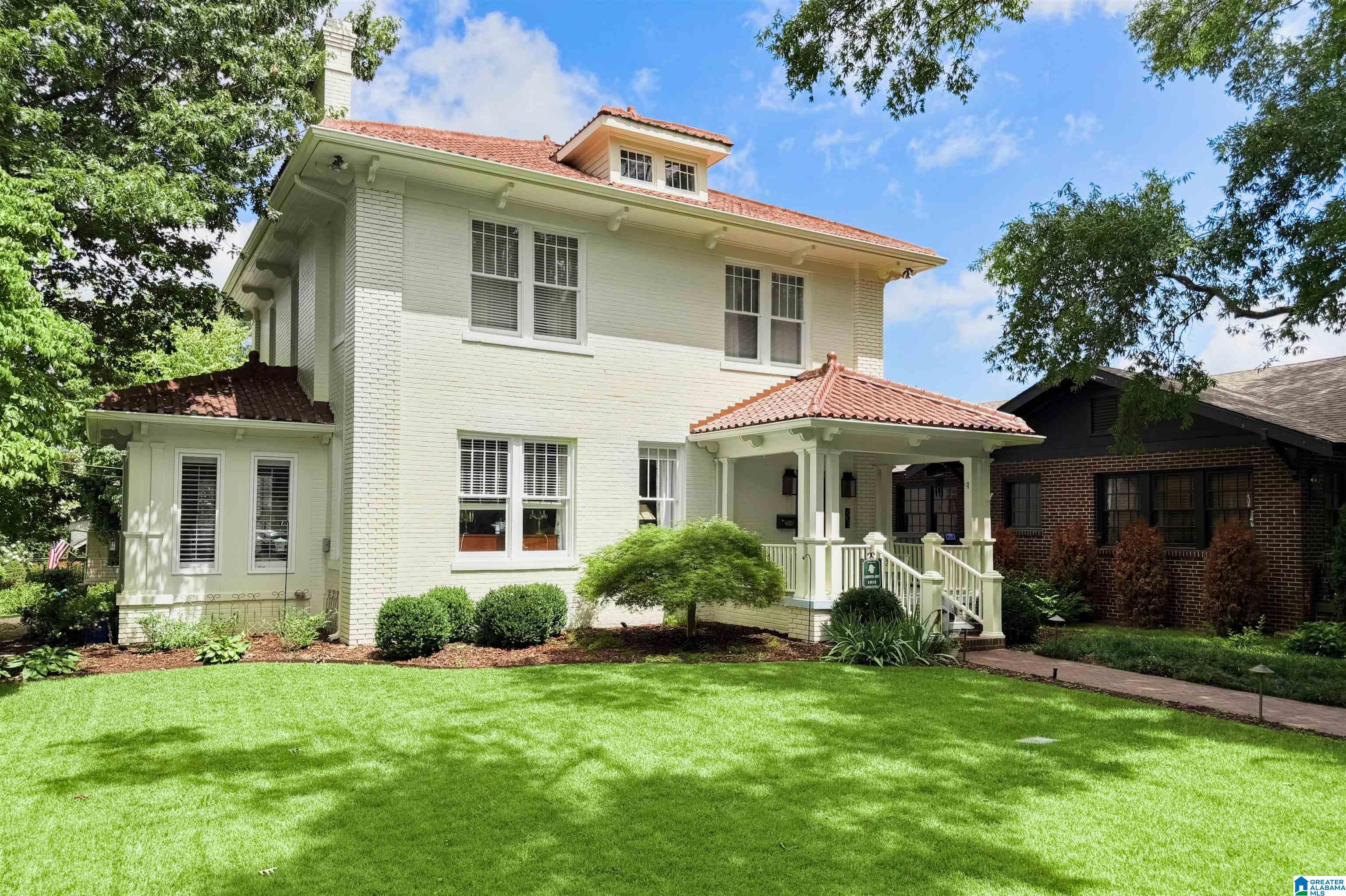 Photo 1 of Single family home for sale at 601 Oak St Ne, Decatur, AL 35601 | MLS# 21458952 | Listing updated on 2026-09-03