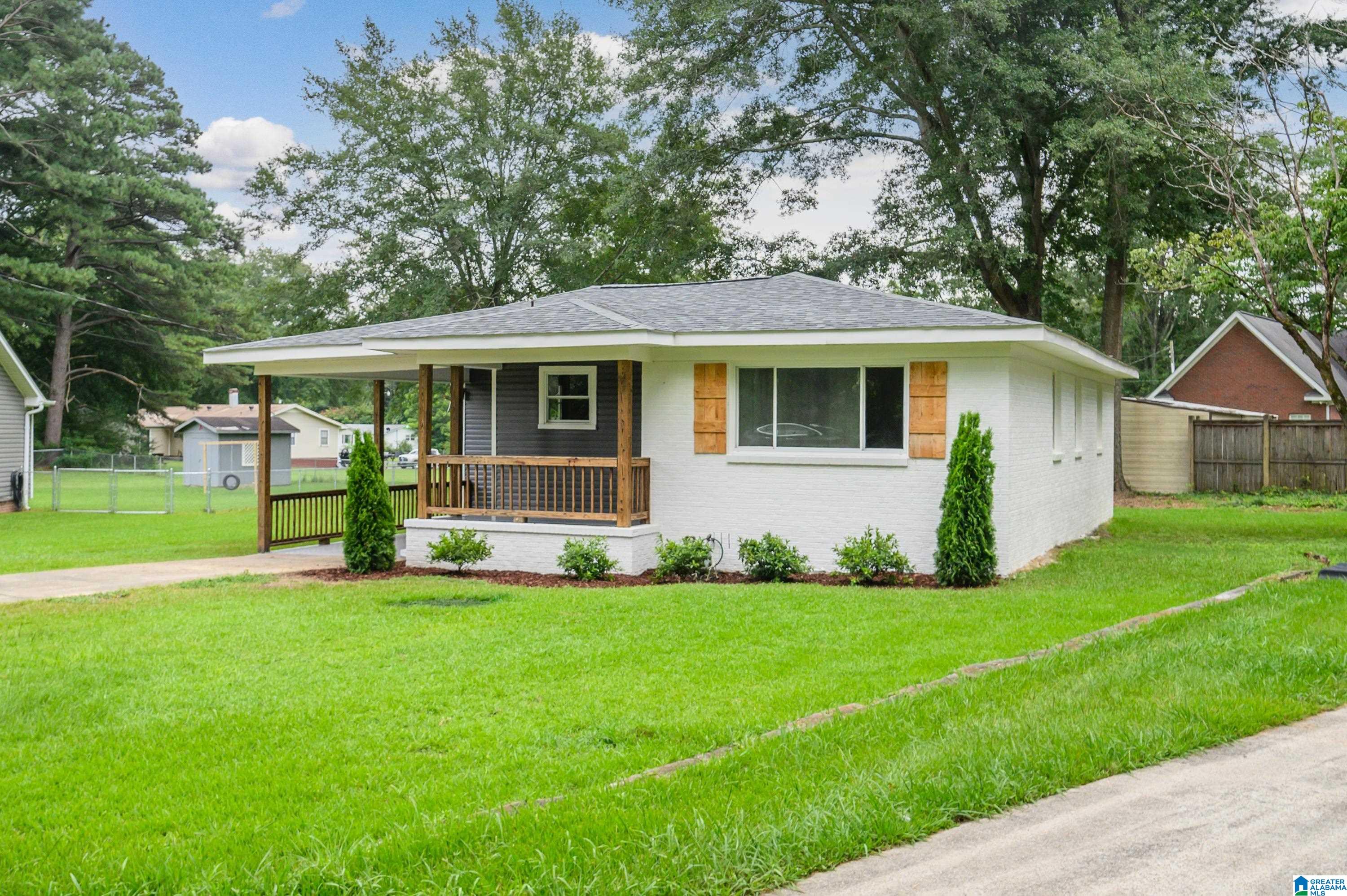 3rd image of 1454 Golden Dr, Bessemer, AL 35023 | MLS# 21458988