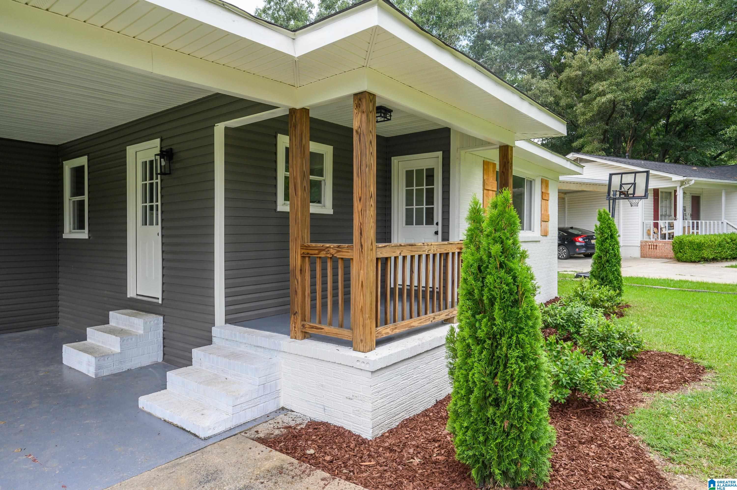 4th image of 1454 Golden Dr, Bessemer, AL 35023 | MLS# 21458988