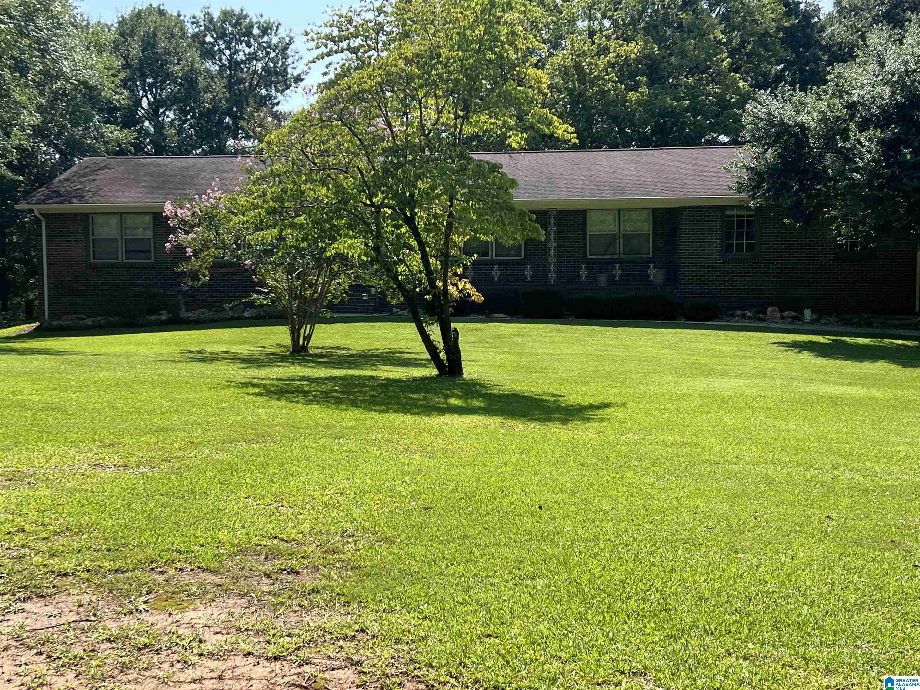 Photo 3 of Single family home for sale at 777 Tillman Ave, Anniston, AL 36201 | MLS# 21459018 | Listing updated on 2026-08-04