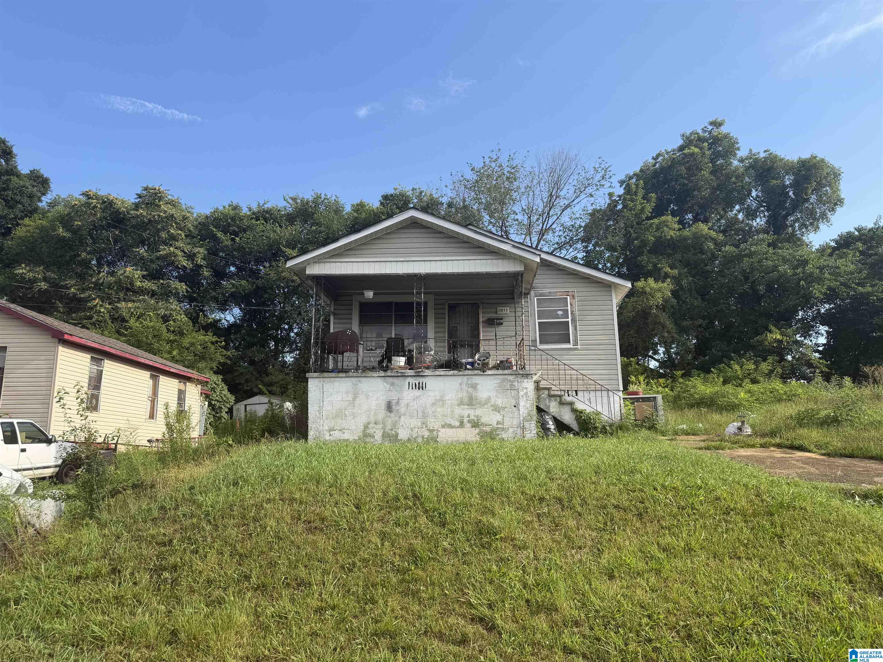 Photo 1 of Single family home for sale at 2013 Northland Ave Sw, Birmingham, AL 35211 | MLS# 21459092 | Listing updated on 2026-07-31