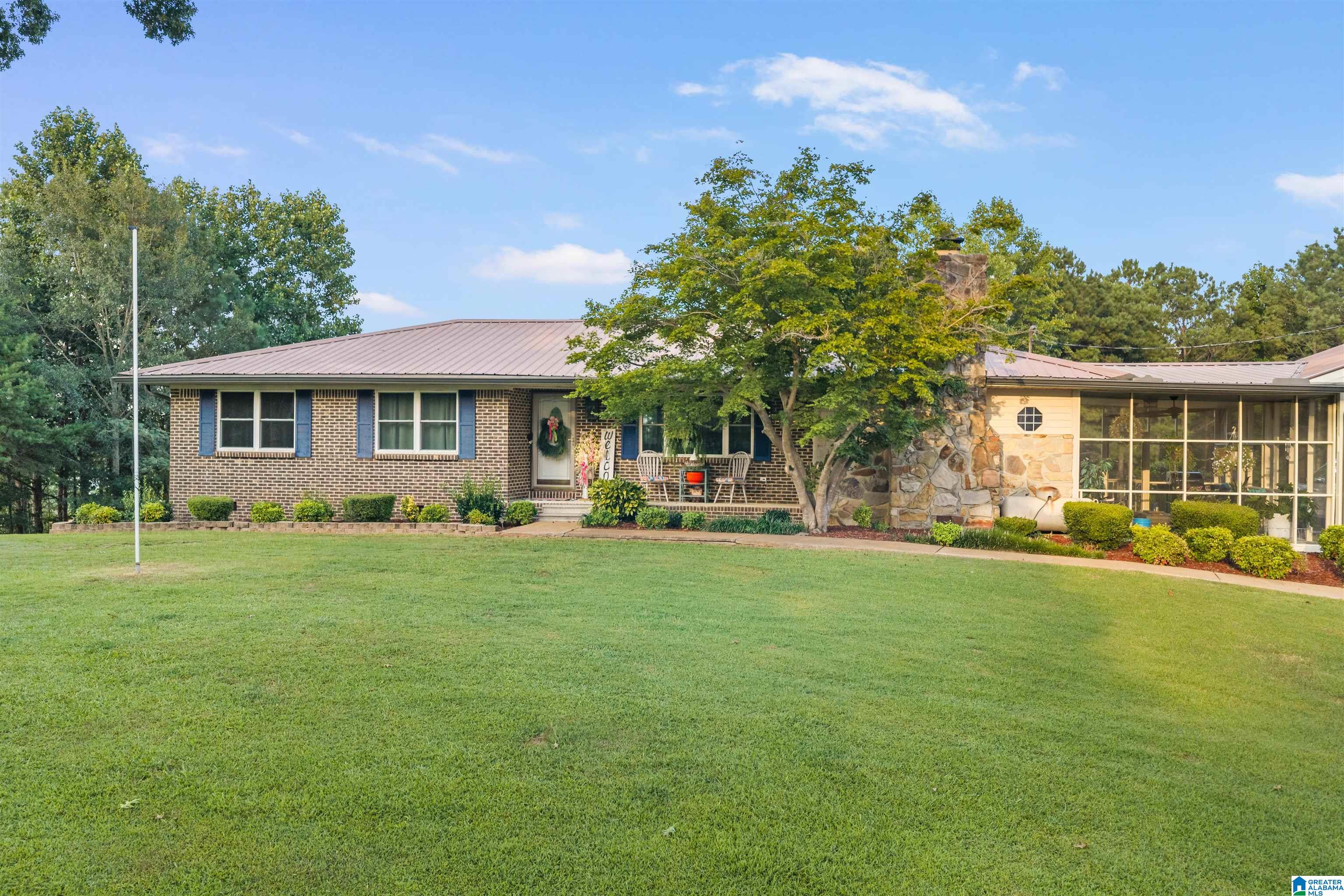 1st image of 210 Western Dr, Jasper, AL 35503 | MLS# 21459106