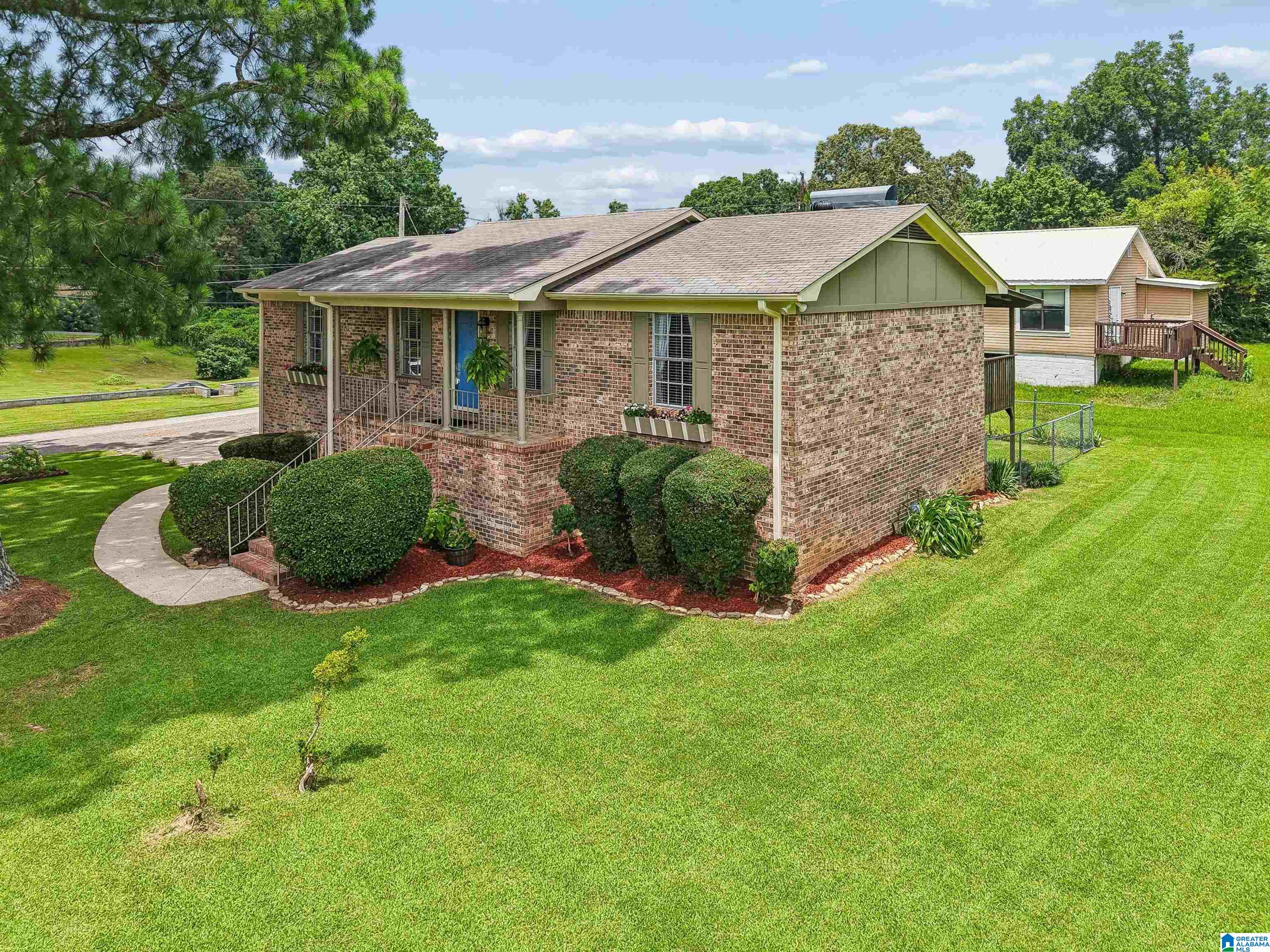 2nd image of 136 1st Way, Pleasant Grove, AL 35127 | MLS# 21459109