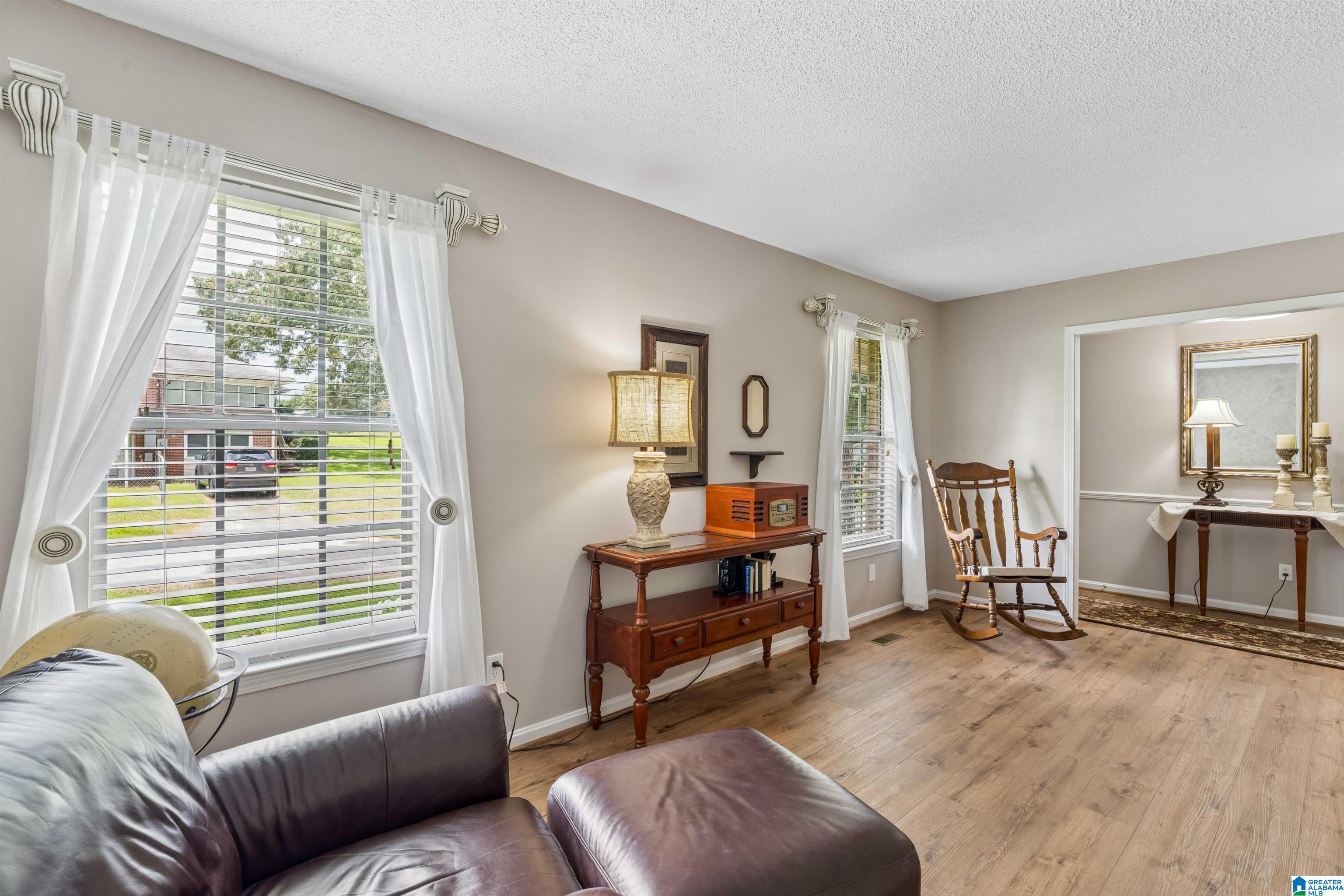 4th image of 136 1St Way, Pleasant Grove, AL 35127 | MLS# 21459109