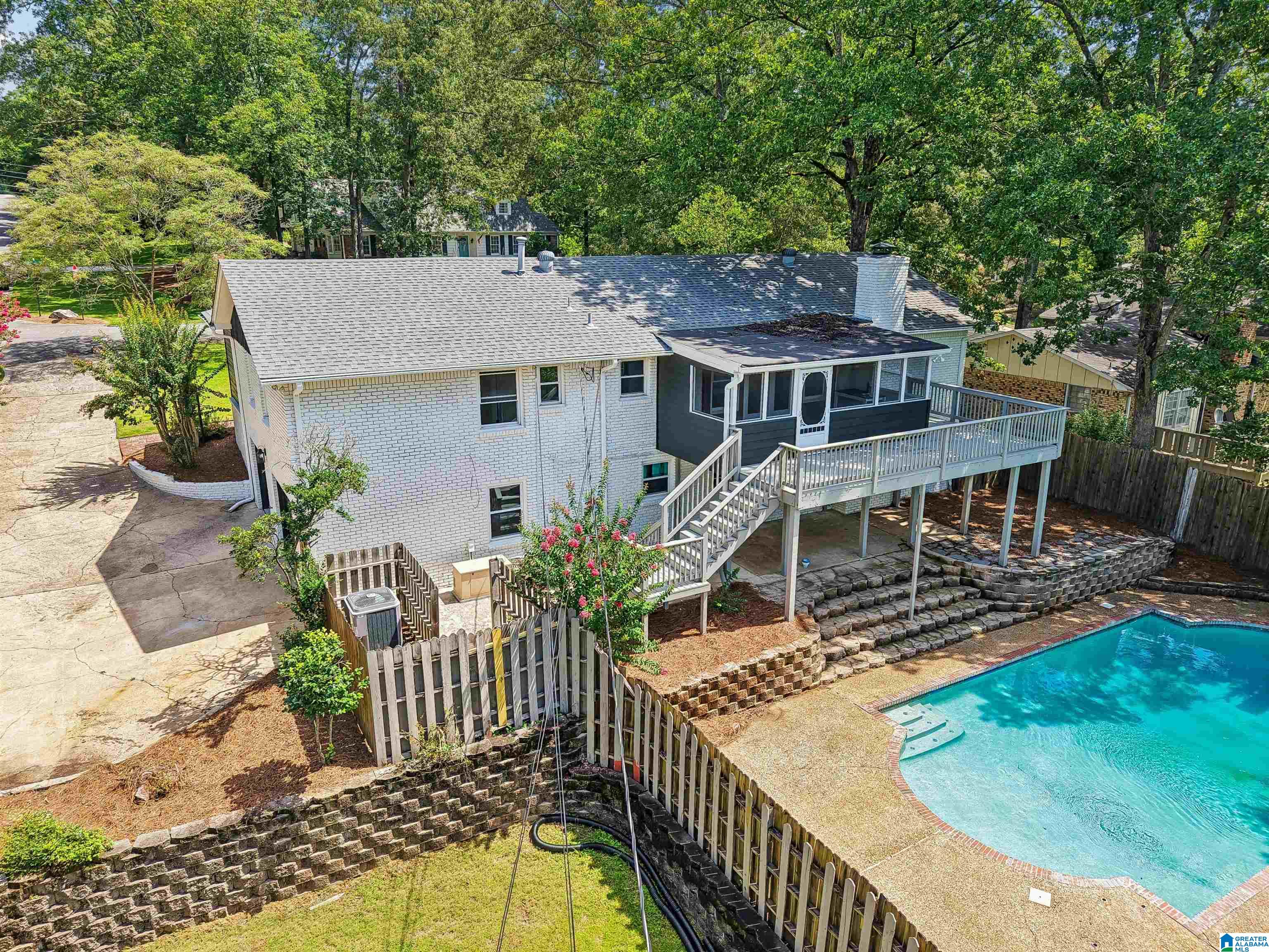 4th image of 1801 Charlotte Dr, Hoover, AL 35226 | MLS# 21459116