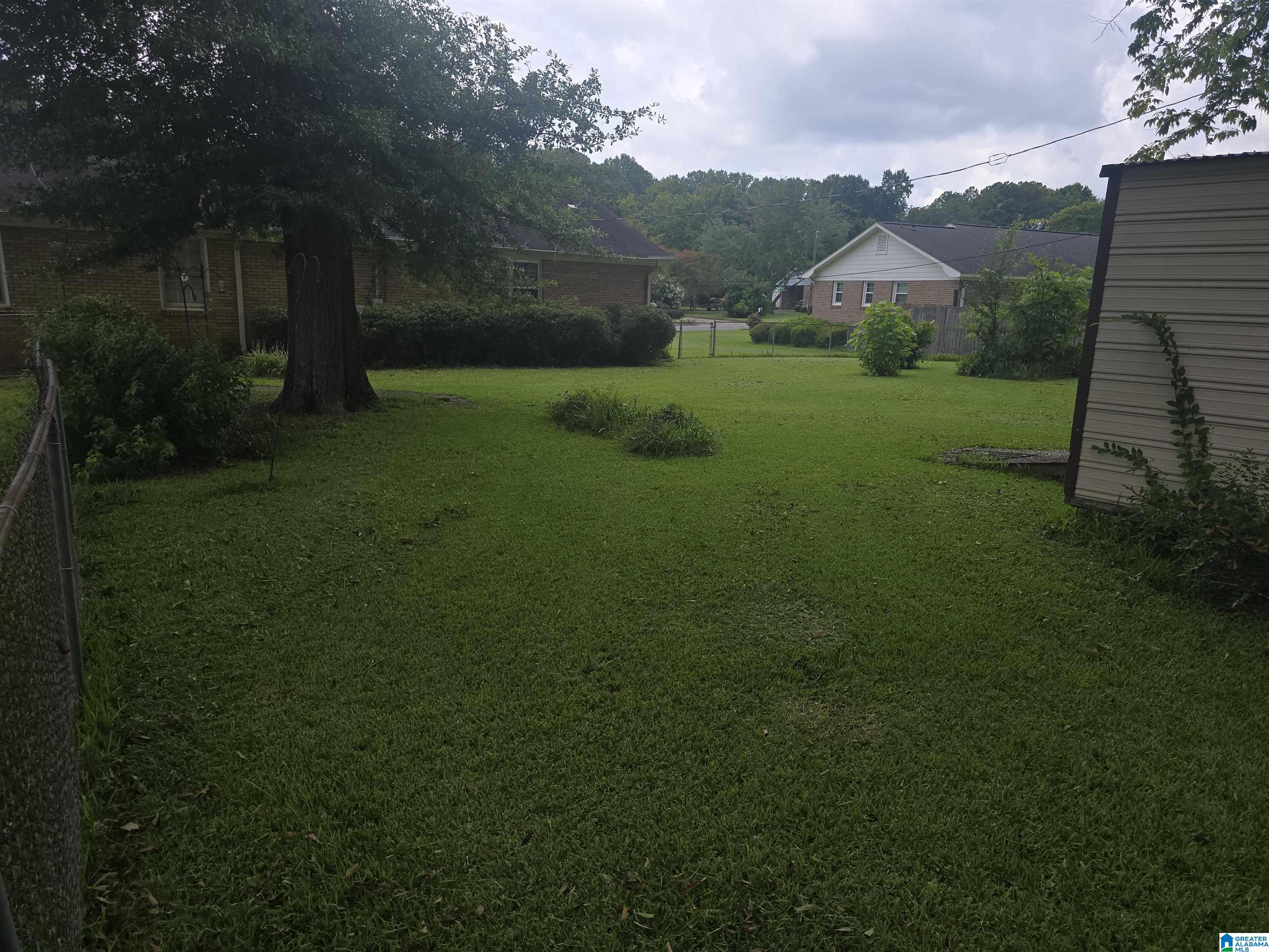 Photo 4 of Single family home for sale at 802 Sedgefield Ln, Sylacauga, AL 35150 | MLS# 21459122 | Listing updated on 2026-09-21