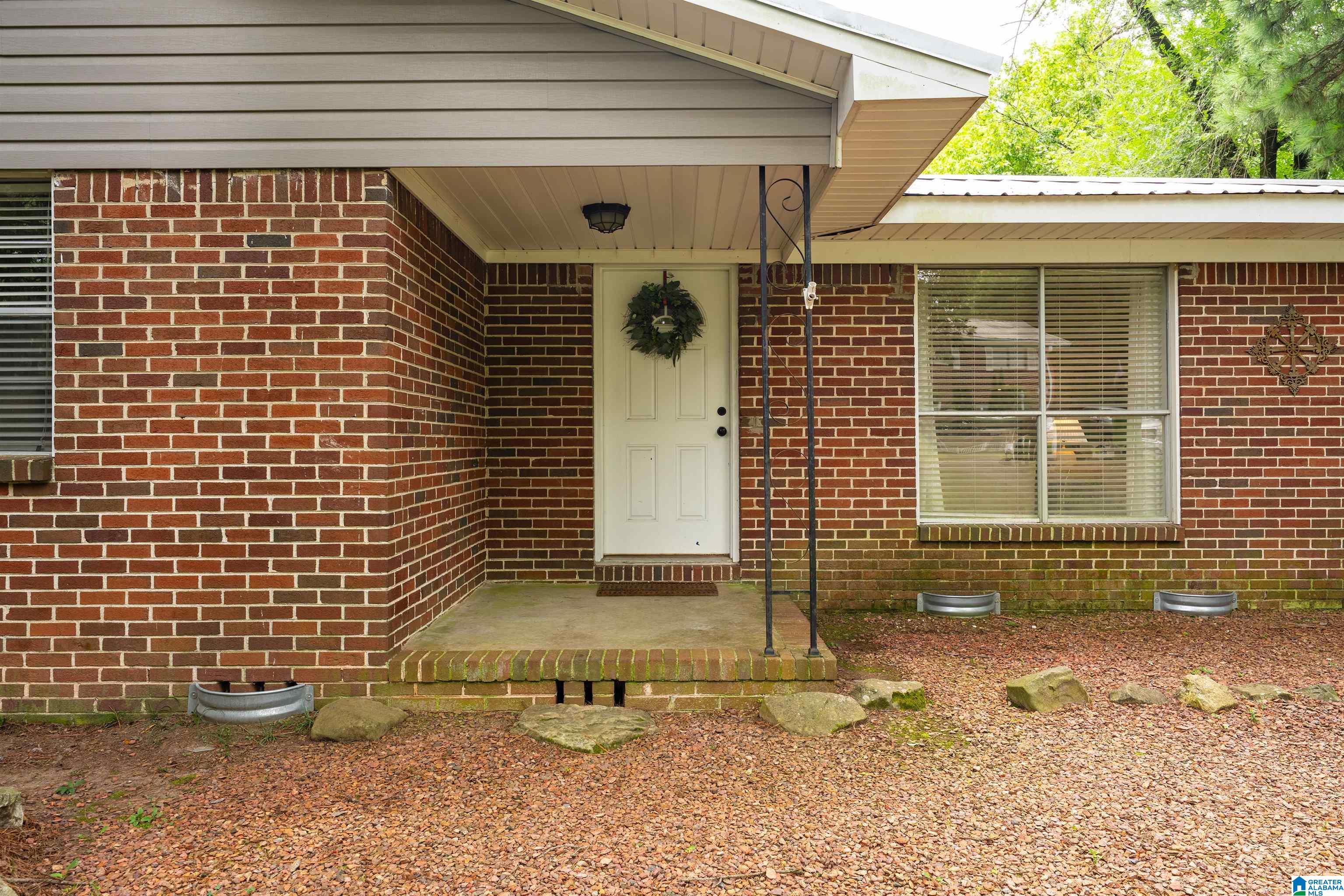 3rd image of 1121 Robert E Lee Street, Leeds, AL 35094 | MLS# 21459180