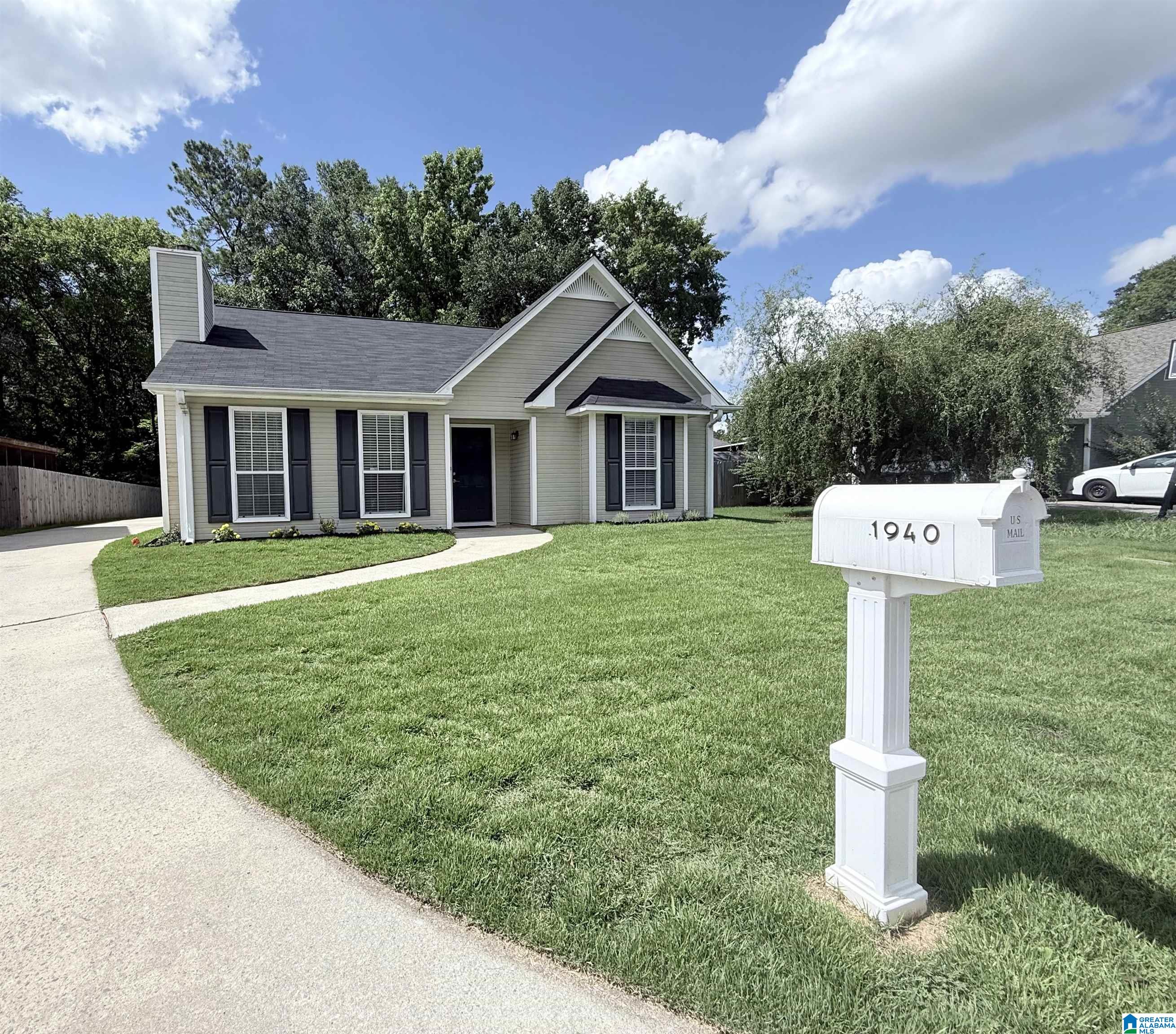 1st image of 1940 Venetian Way, Helena, AL 35080 | MLS# 21459207