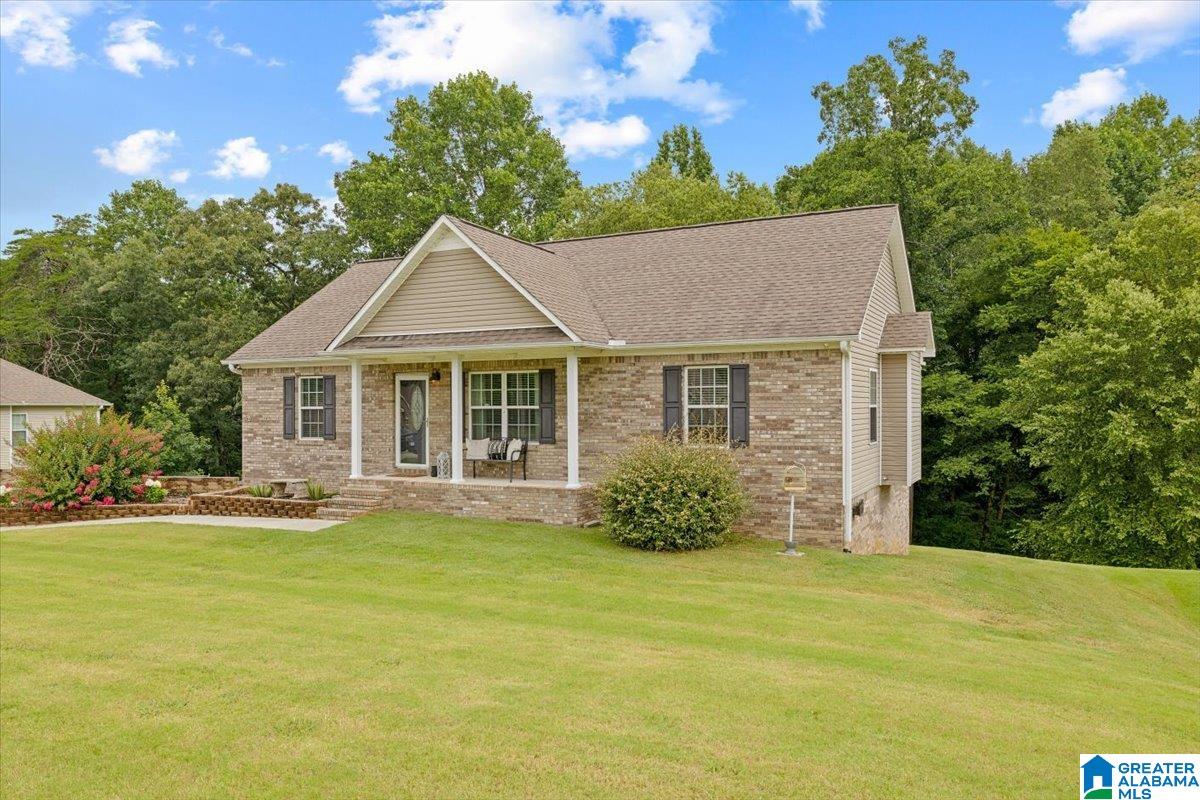 3rd image of 226 Thornberry Dr, Hayden, AL 35079 | MLS# 21459226