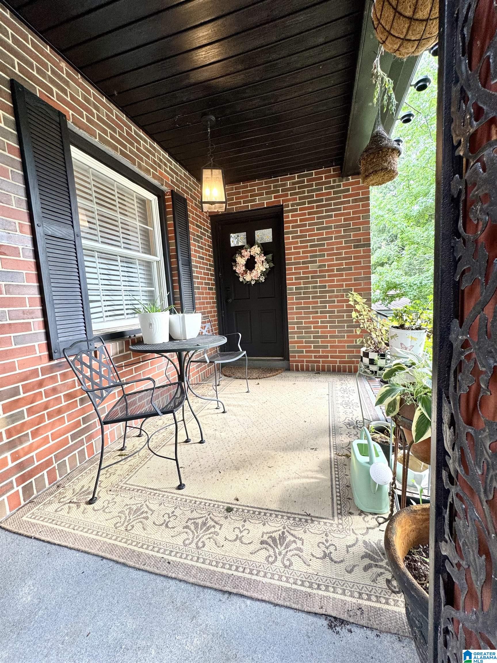 2nd image of 212 Lee Dr, Sylacauga, AL 35150 | MLS# 21459232