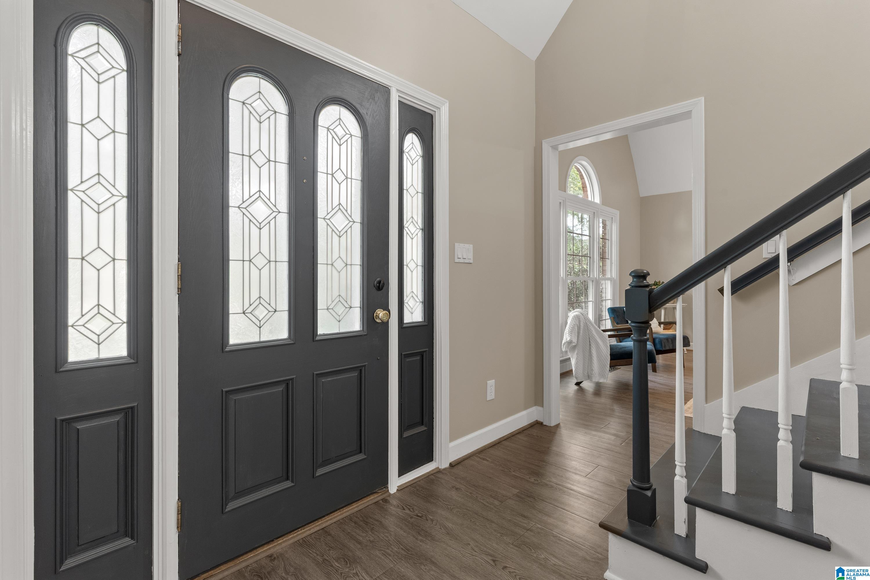 Photo 2 of Sale Pending at 4520 Highland Crst Cir, Hoover, AL 35226 | MLS# 21459263 | Listing updated on 2026-09-10