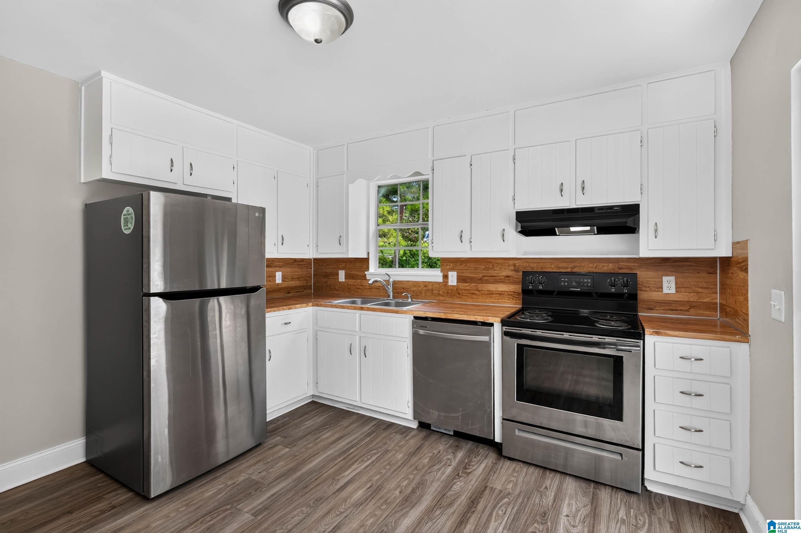 3rd image of 6515 Telia Dr, Pinson, AL 35126 | MLS# 21459276