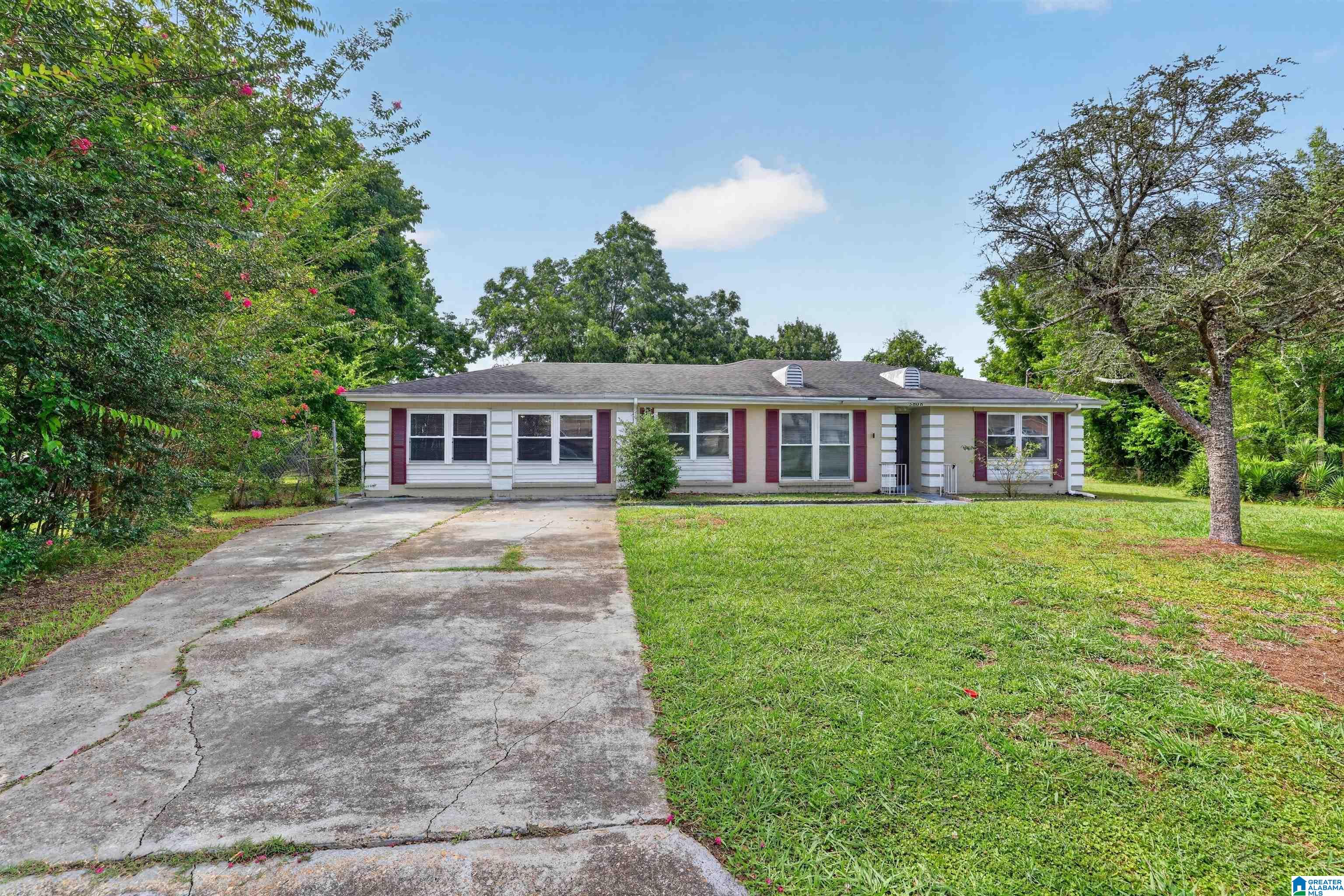 Photo 4 of Sale Pending at 3808 Quenby Dr, Montgomery, AL 36116 | MLS# 21459302 | Listing updated on 2026-09-14
