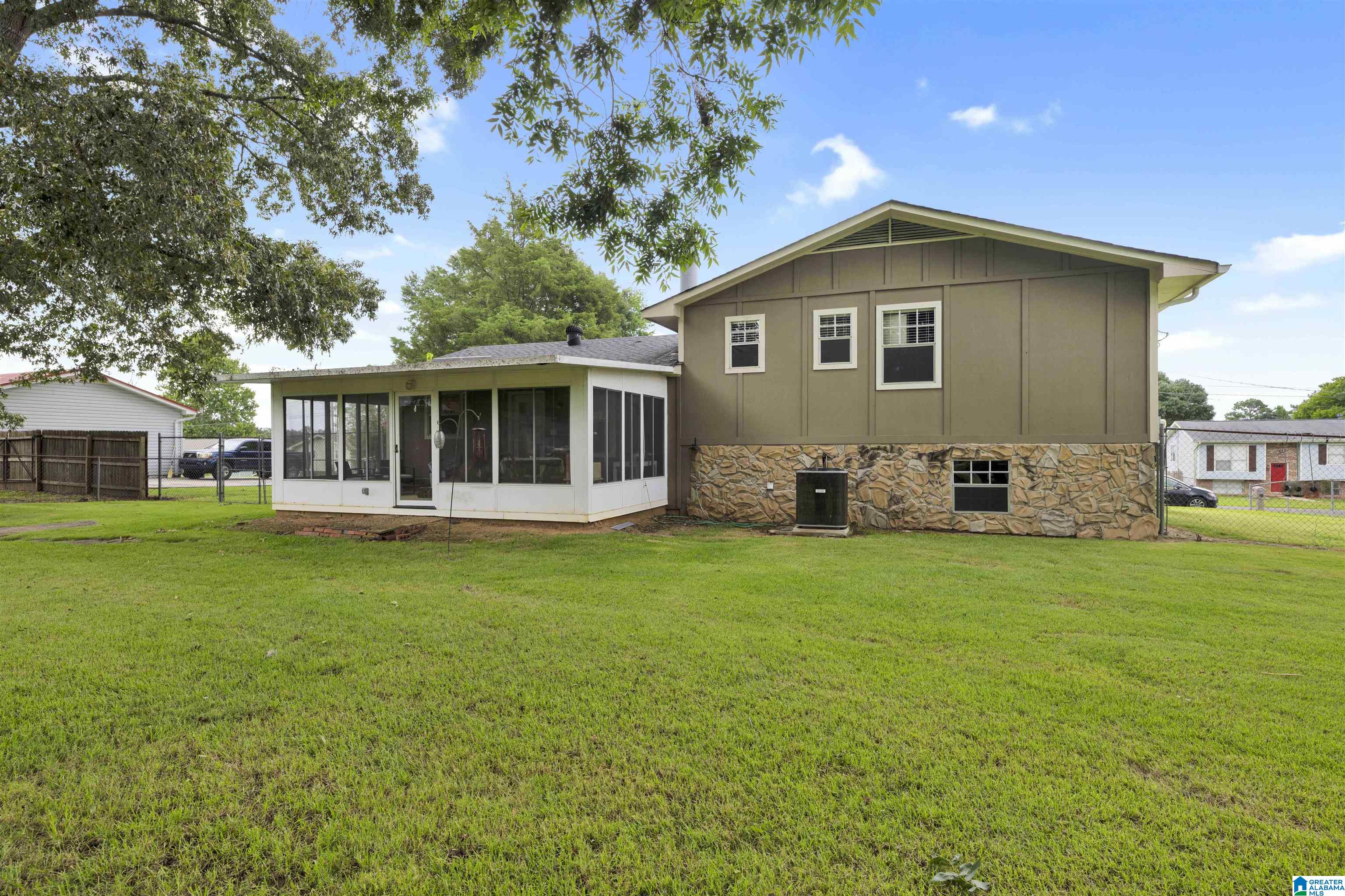 24th image of 711 Cherokee Trail, Warrior, AL 35180 | MLS# 21459320