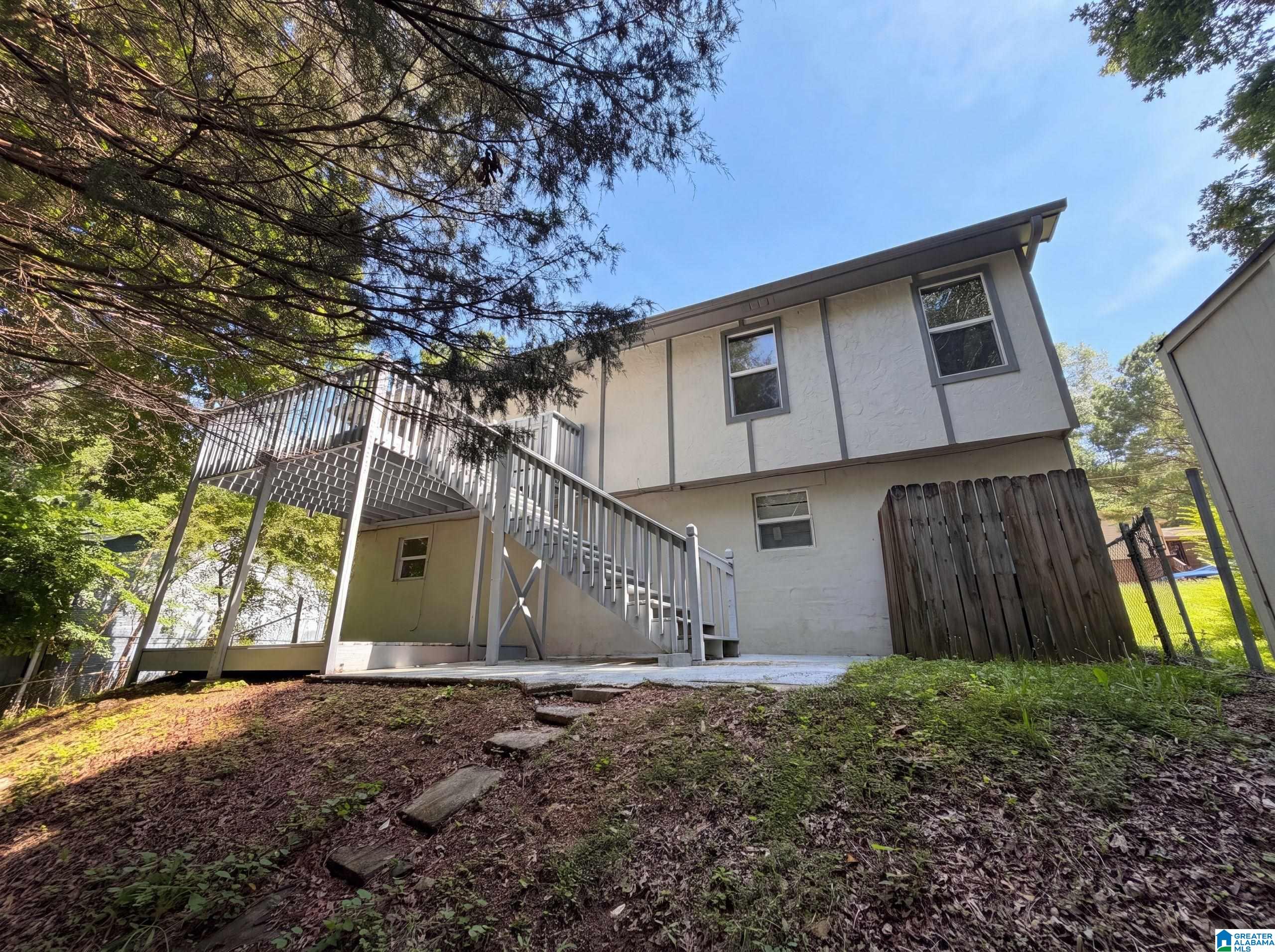 Photo 4 of Single family home for sale at 3108 Cobblestone Dr, Birmingham, AL 35215 | MLS# 21459323 | Listing updated on 2026-09-14
