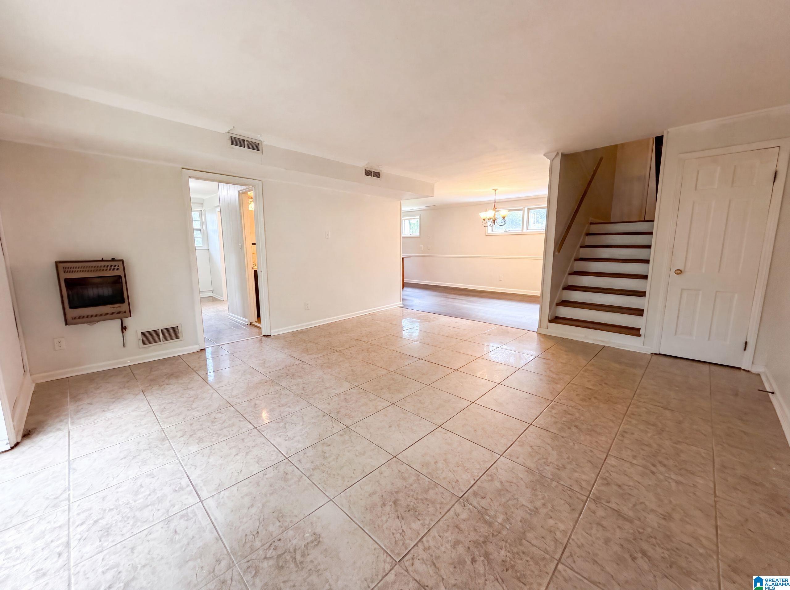 Photo 3 of Single family home for sale at 325 19th Court Cir Ne, Center Point, AL 35215 | MLS# 21459328 | Listing updated on 2026-09-08