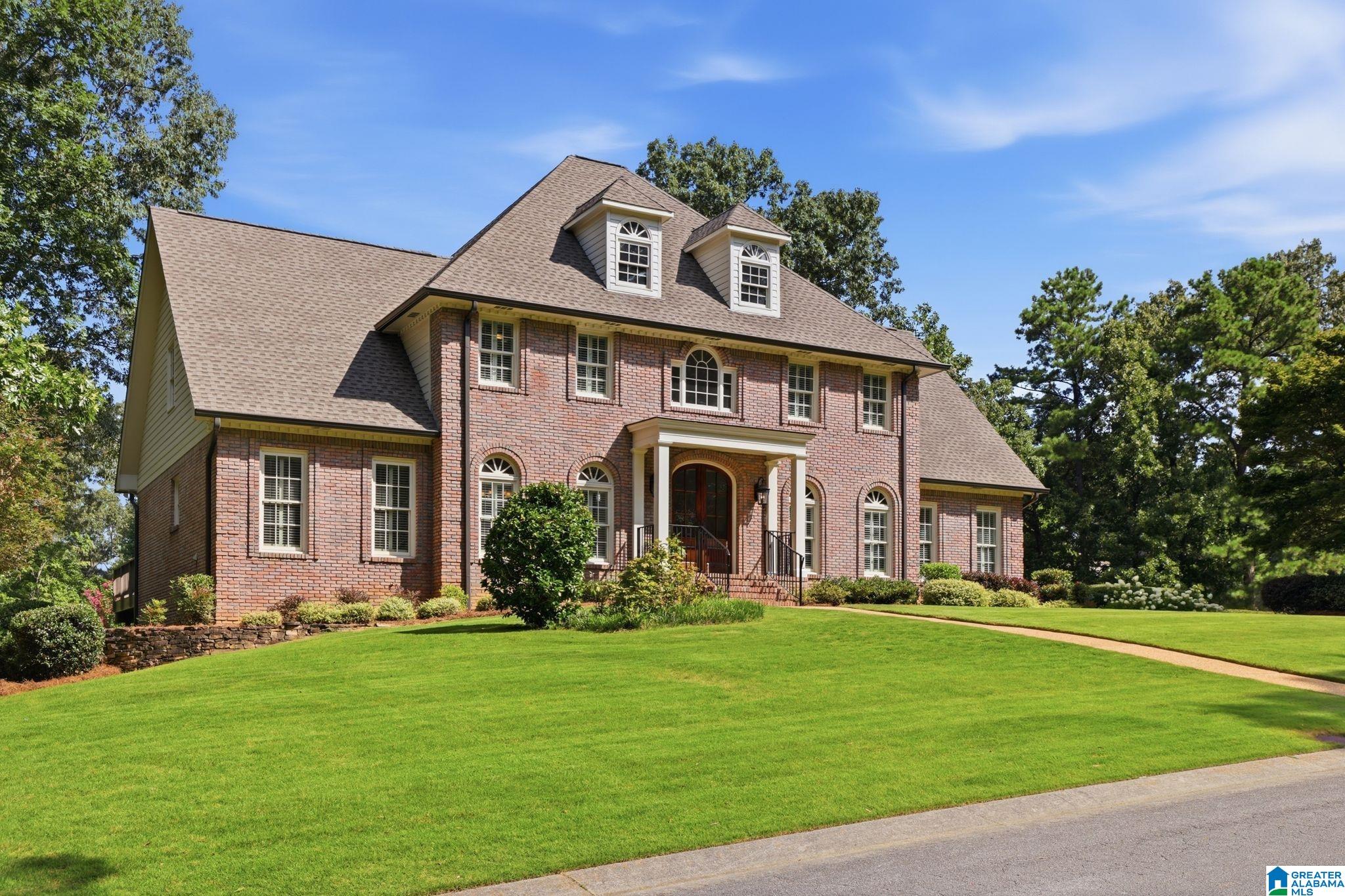 Photo 2 of Sale Pending at 3525 Countrywood Ln, Vestavia, AL 35243 | MLS# 21459364 | Listing updated on 2026-07-23