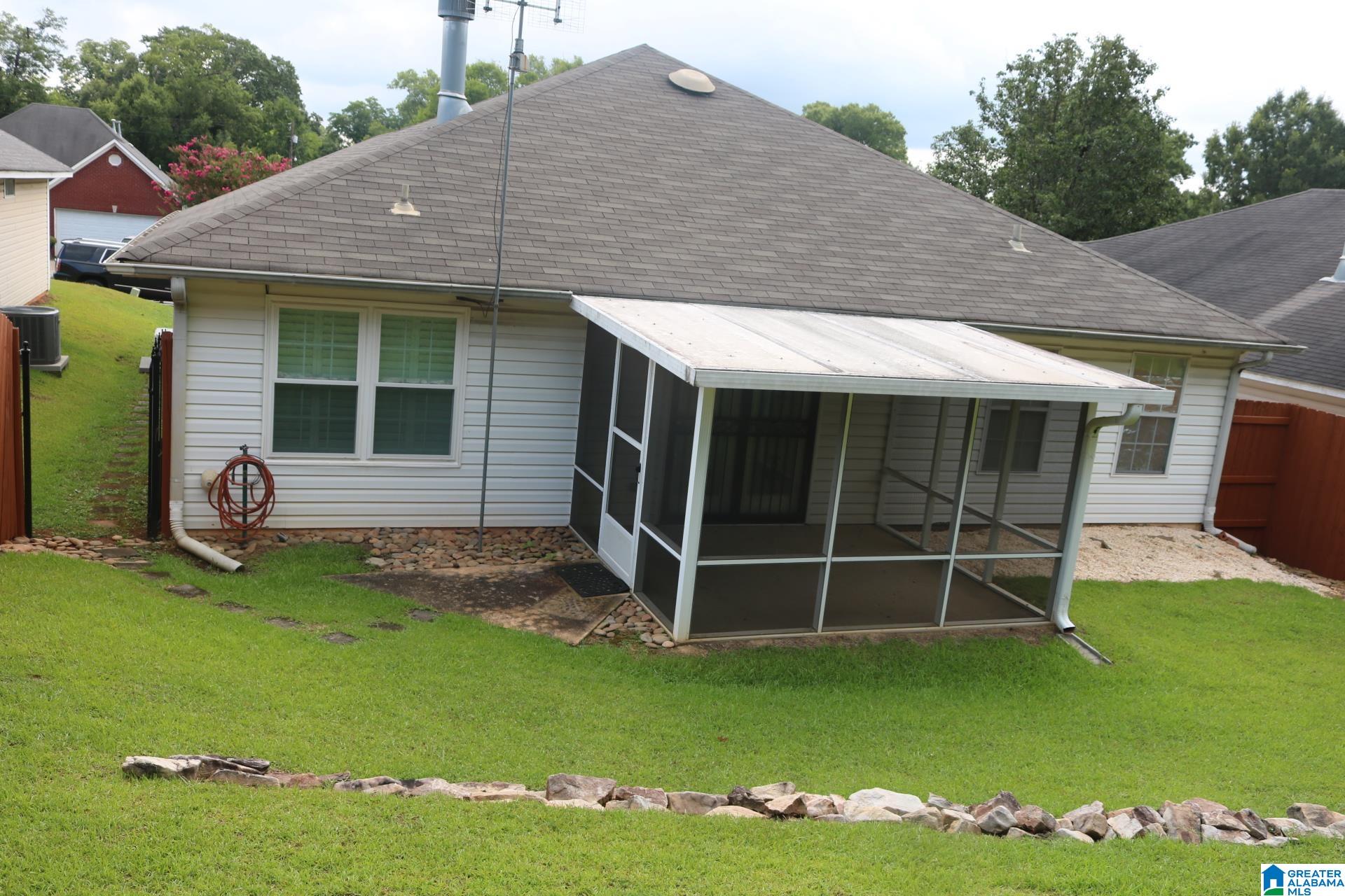 3rd image of 783 Salters Dr, Bessemer, AL 35023 | MLS# 21459366