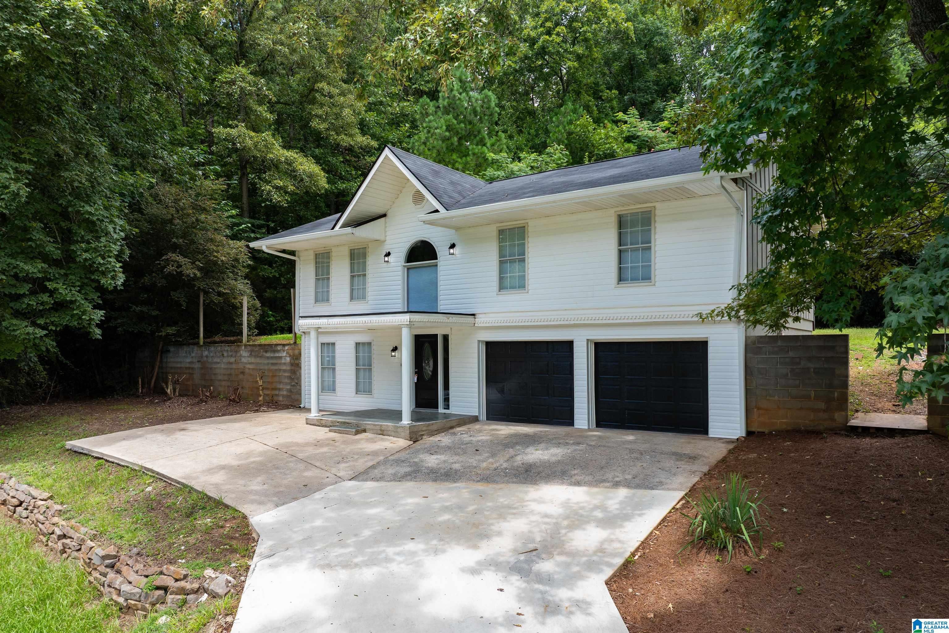 Photo 3 of Single family home for sale at 119 Willowbrook Dr, Talladega, AL 35160 | MLS# 21459369 | Listing updated on 2026-09-17