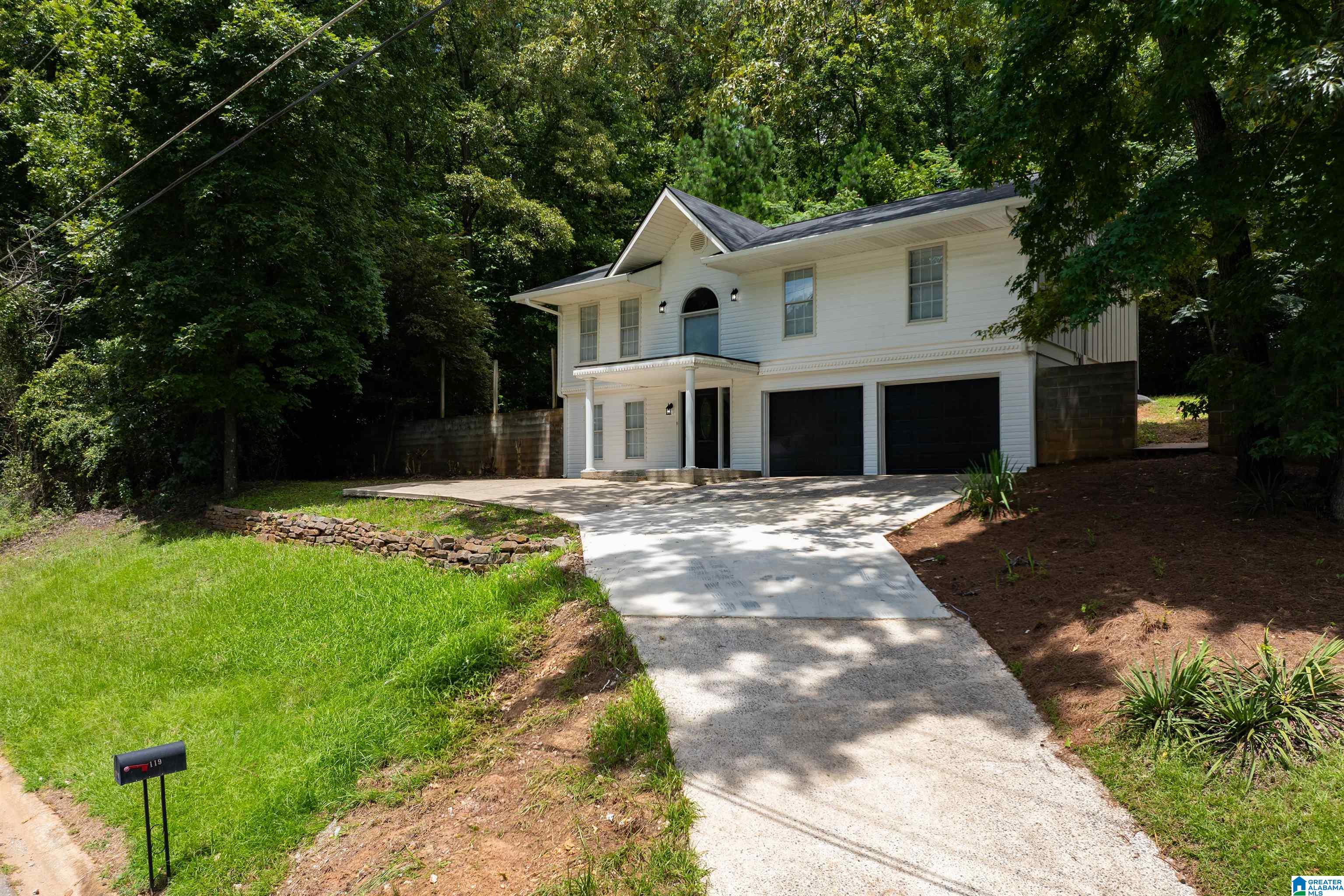 Photo 3 of Single family home for sale at 119 Willowbrook Dr, Talladega, AL 35160 | MLS# 21459369 | Listing updated on 2026-09-17