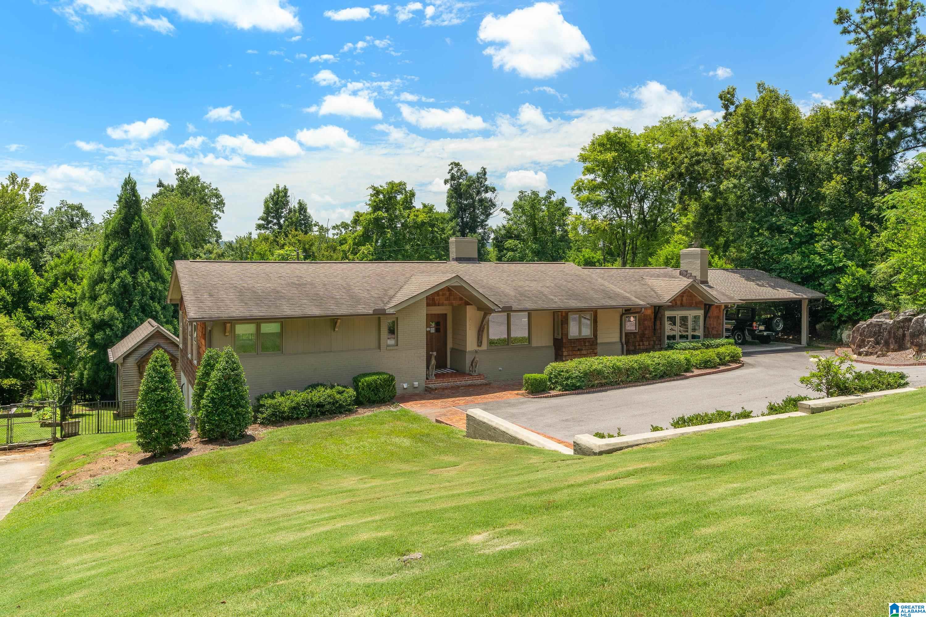 2nd image of 2225 Peacock Lane, Mountain Brook, AL 35223 | MLS# 21459373