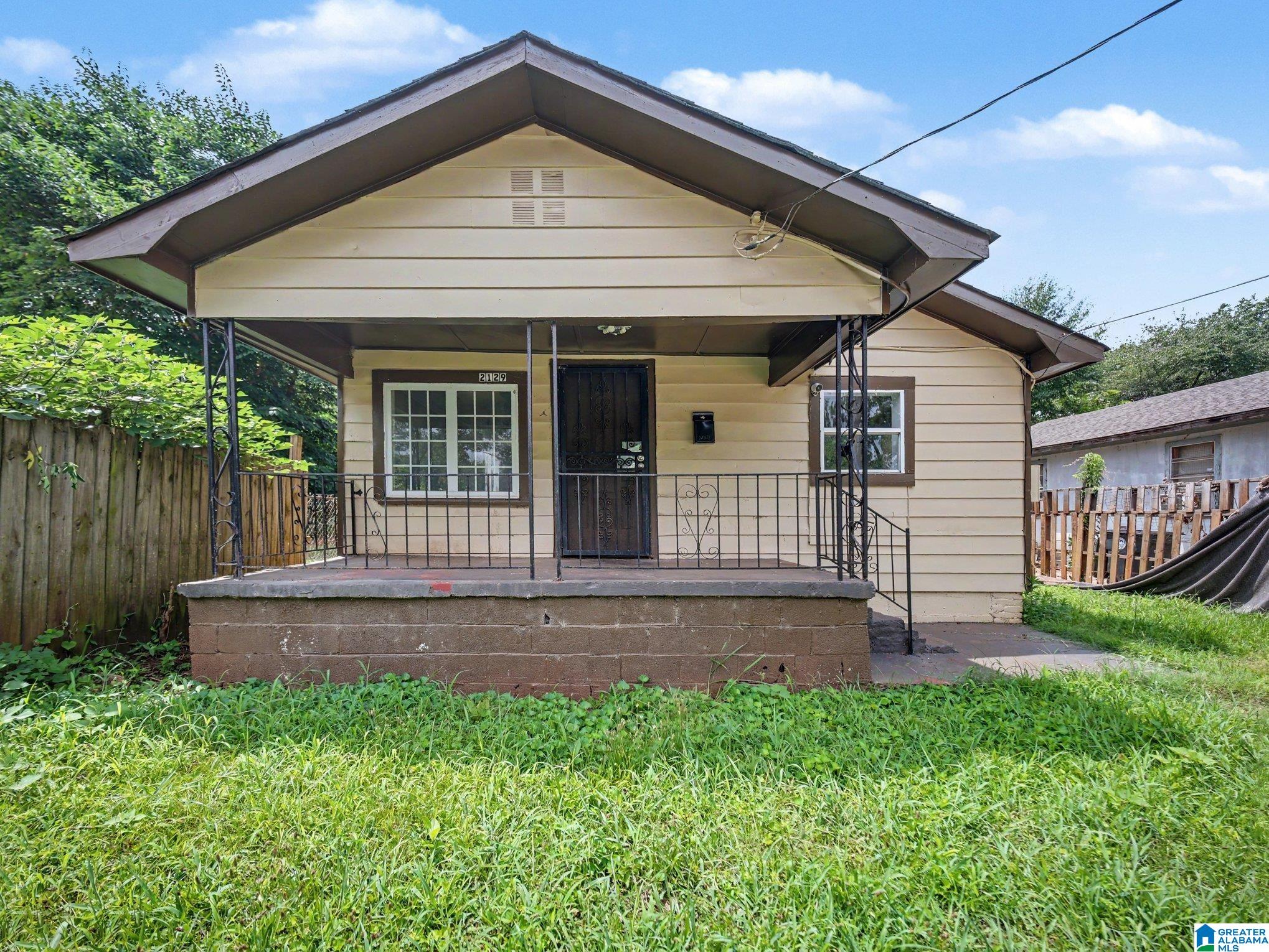 Photo 1 of Single family home for sale at 2129 Powderly Ave Sw, Birmingham, AL 35211 | MLS# 21459384 | Listing updated on 2026-07-18
