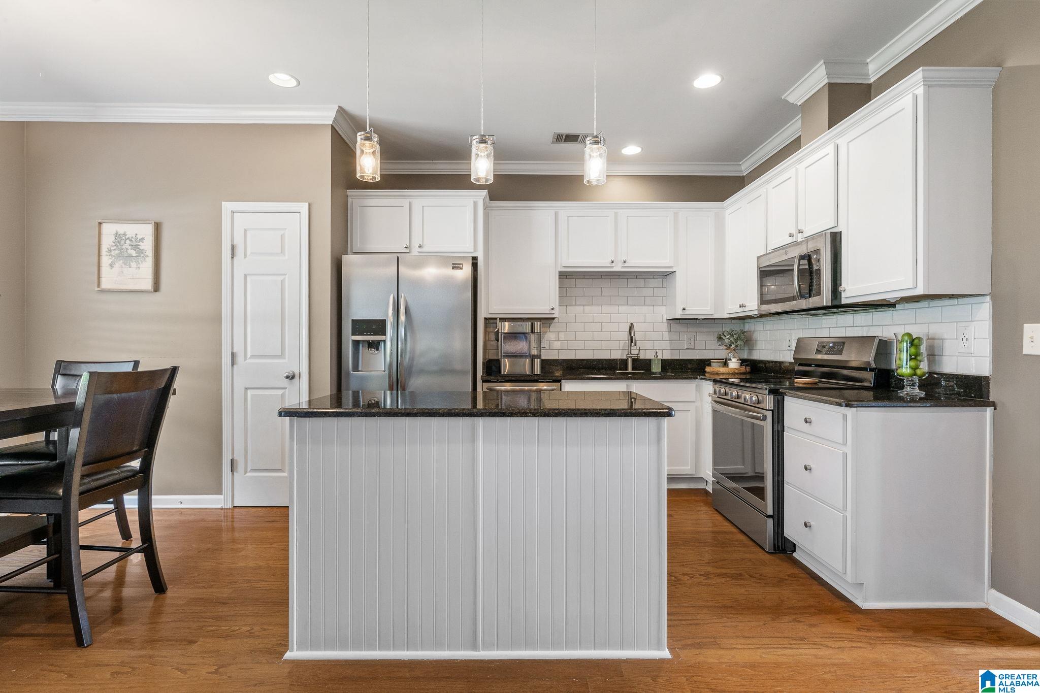 4th image of 7022 Chatham Dr, Trussville, AL 35173 | MLS# 21459387