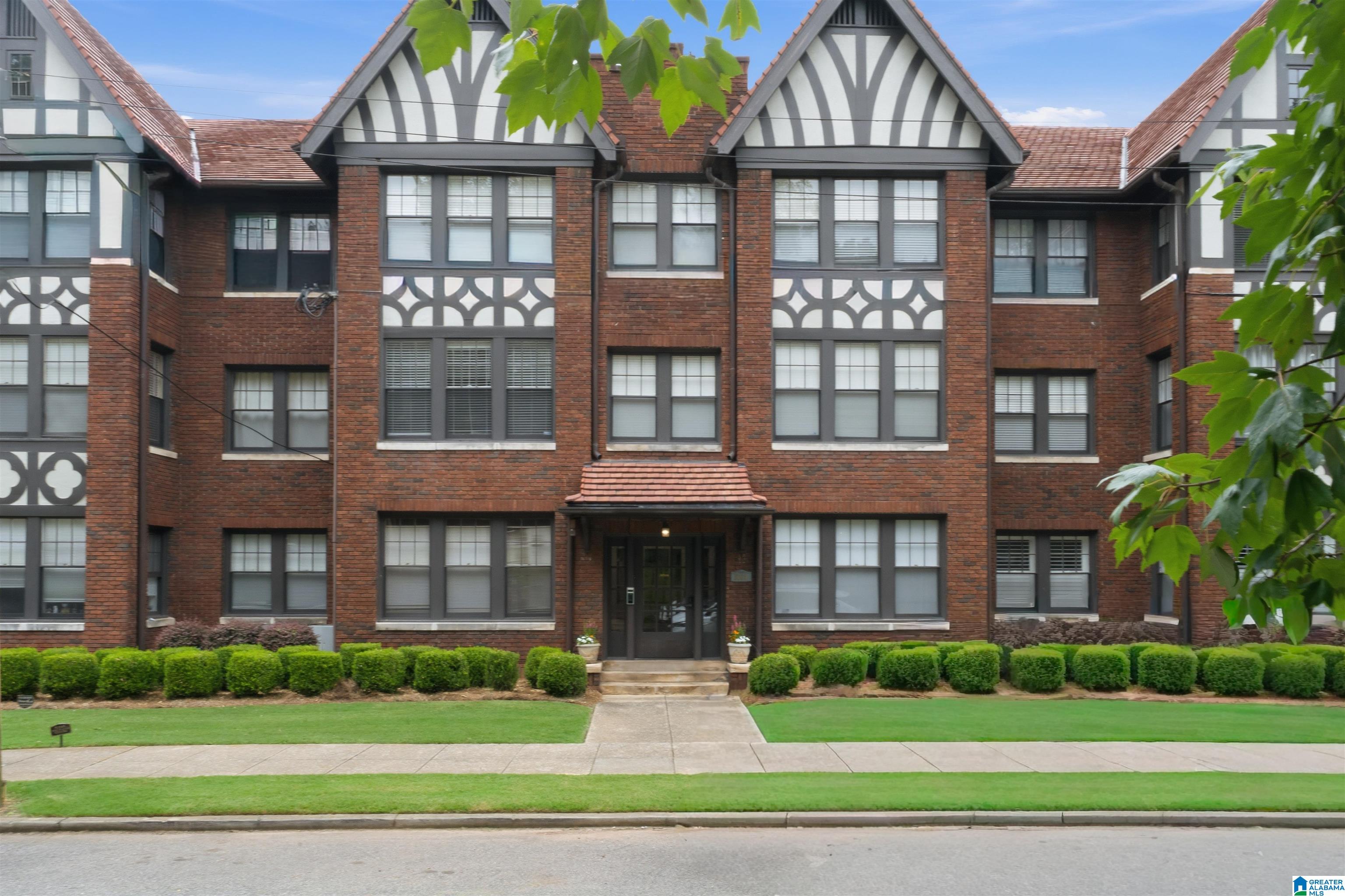 Photo 2 of Condo for sale at 3004 13th Avenue S #2, Birmingham, AL 35205 | MLS# 21459391 | Listing updated on 2026-07-21