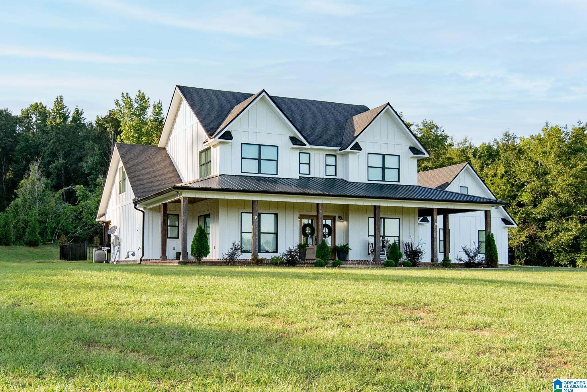 2nd image of 122 Hickory Dr, Brent, AL 35034 | MLS# 21459410