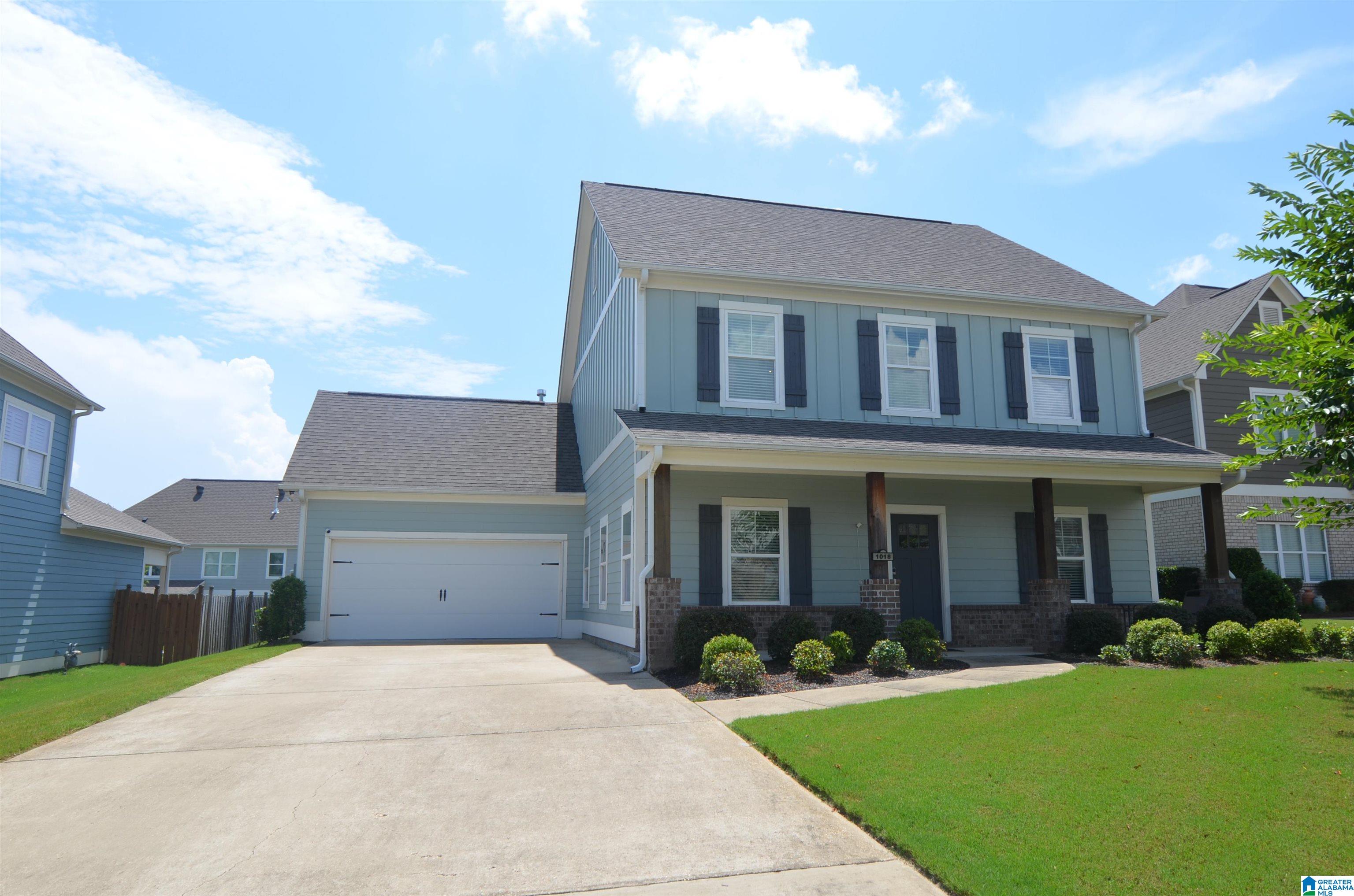 Photo 3 of Single family home for sale at 1018 Camellia Ridge Dr, Pelham, AL 35124 | MLS# 21459441 | Listing updated on 2026-08-04