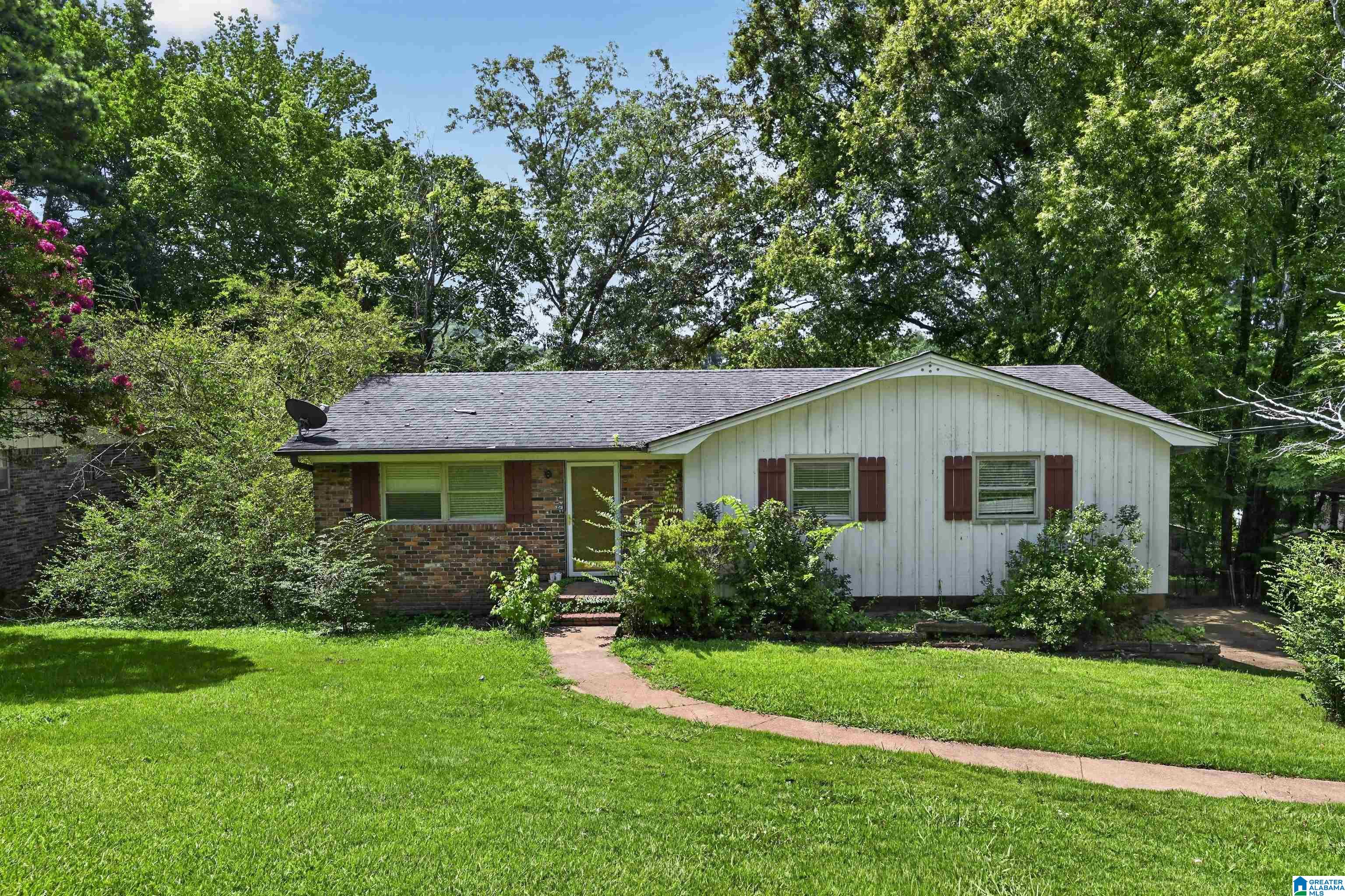 Photo 1 of Single family home for sale at 1135 Ware Blvd, Birmingham, AL 35235 | MLS# 21459445 | Listing updated on 2026-09-09