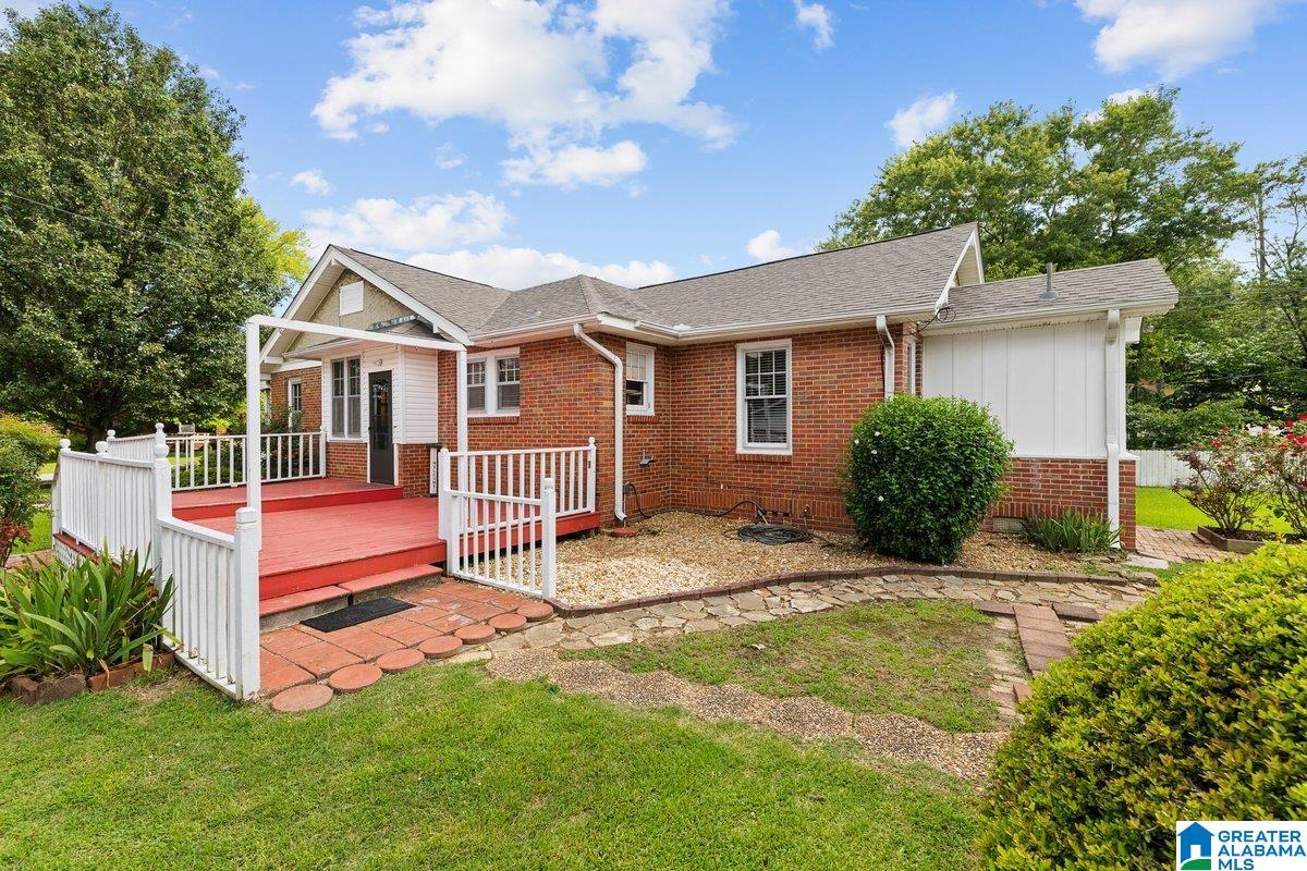 3rd image of 306 5Th Avenue E, Oneonta, AL 35121 | MLS# 21459452